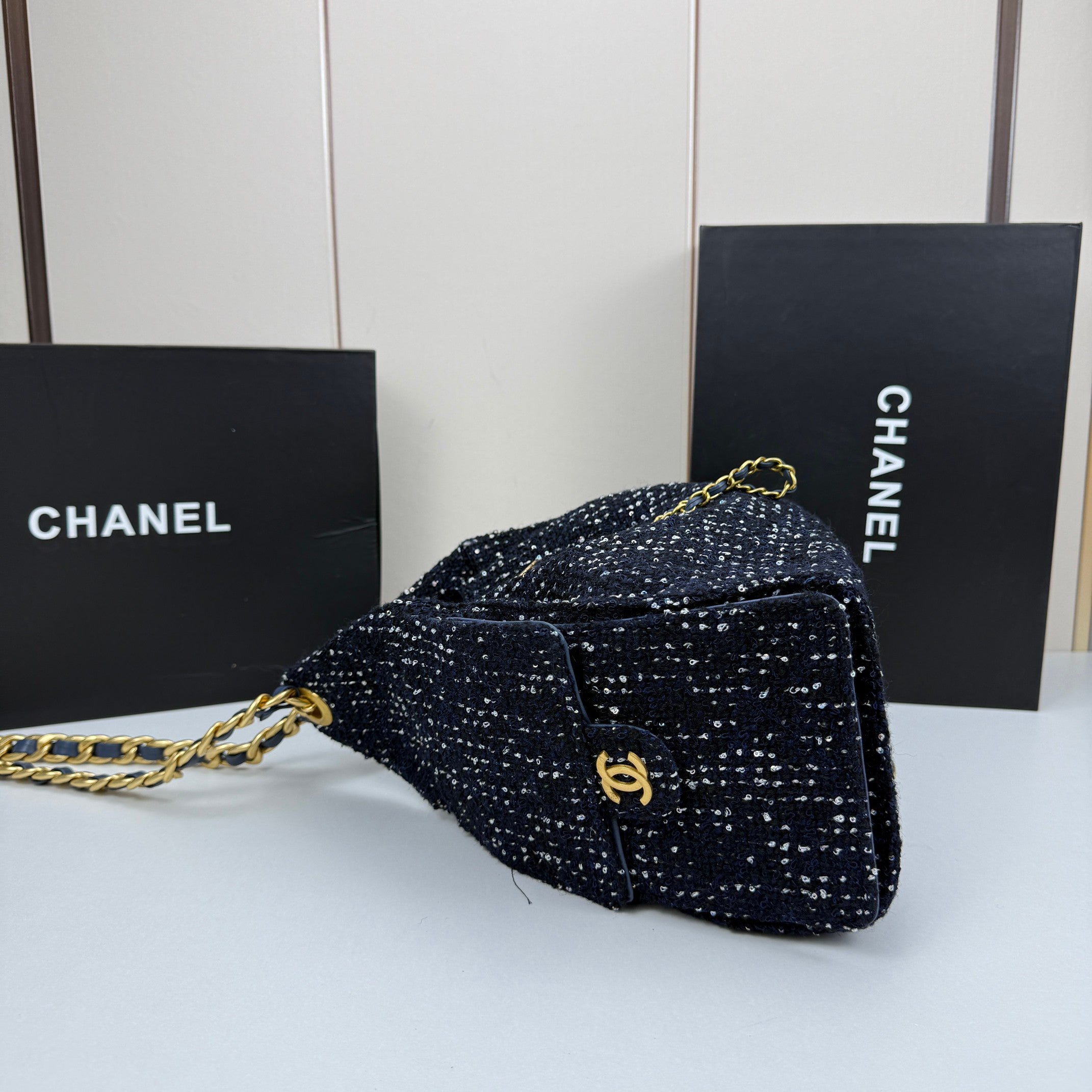 CHAN* 25SS wool bucket bag