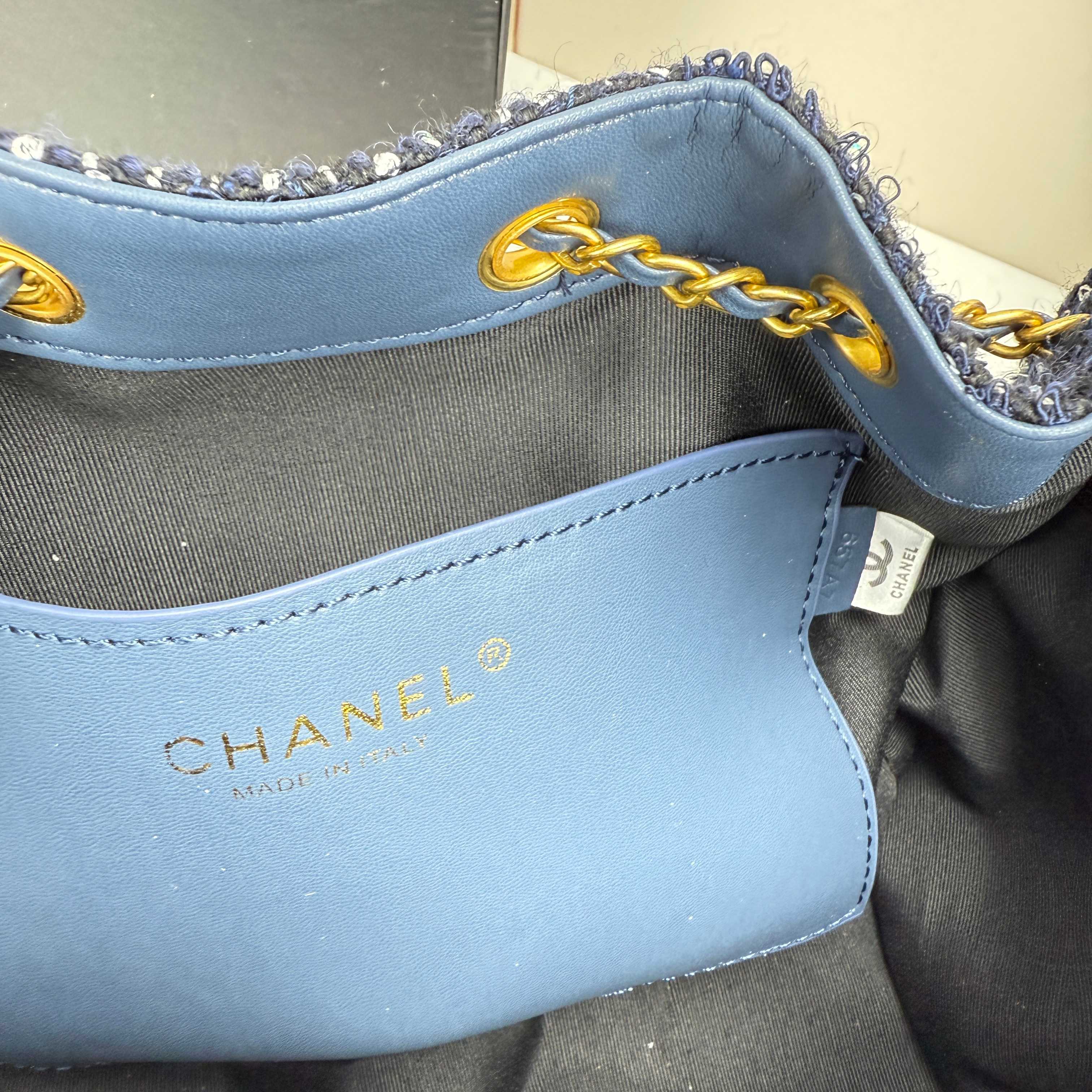 CHAN* 25SS wool bucket bag