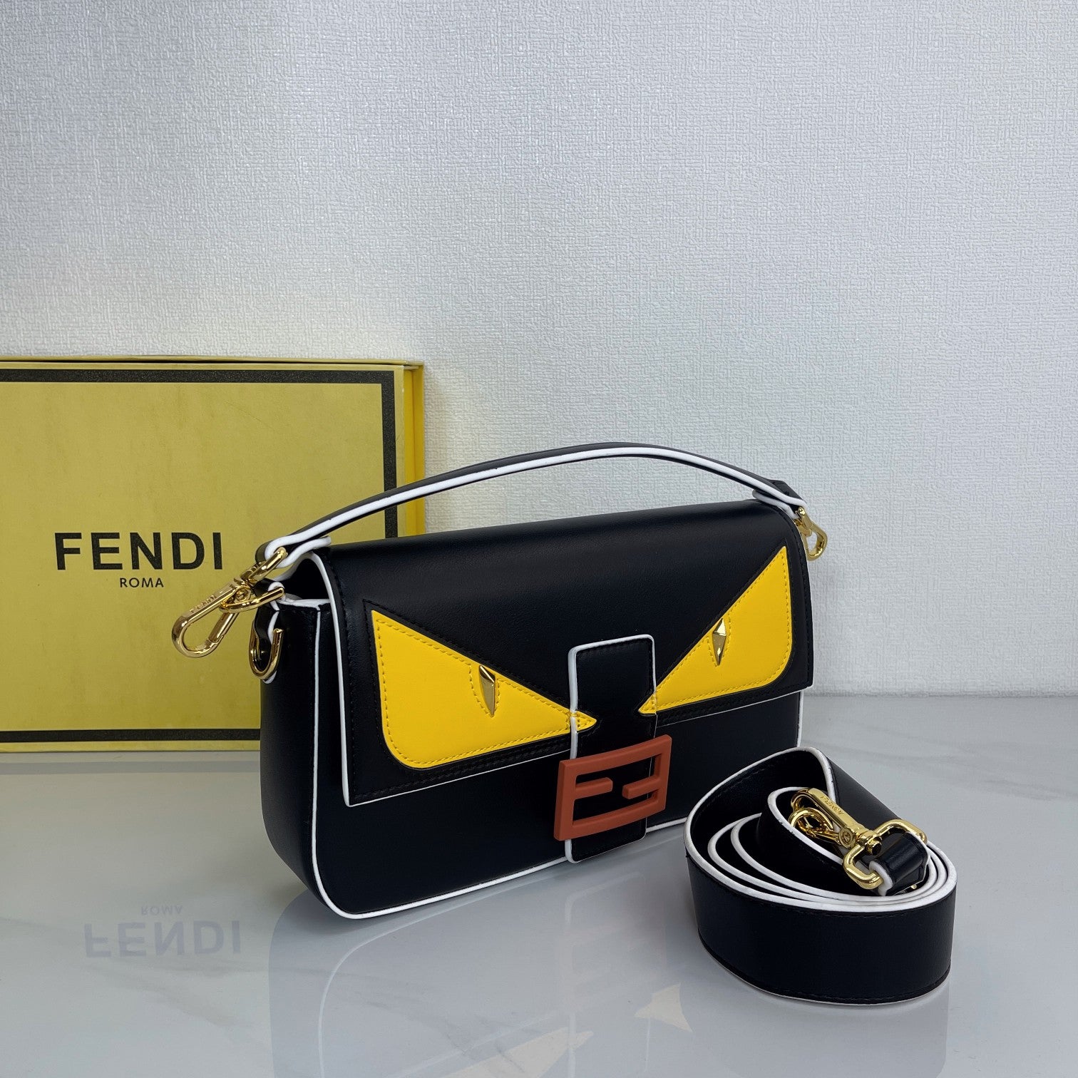 FEN* 25SS Baguette Bag