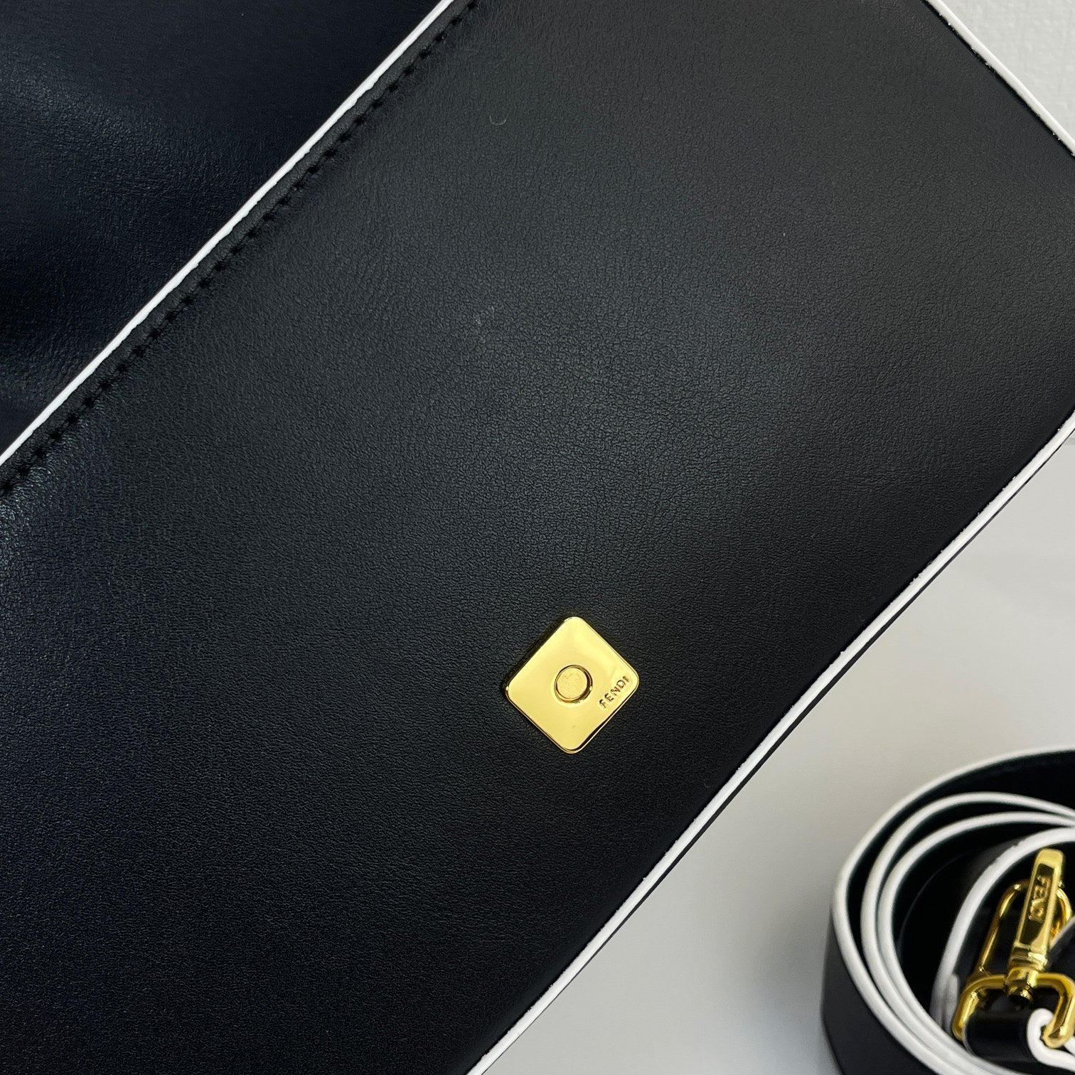 FEN* 25SS Baguette Bag