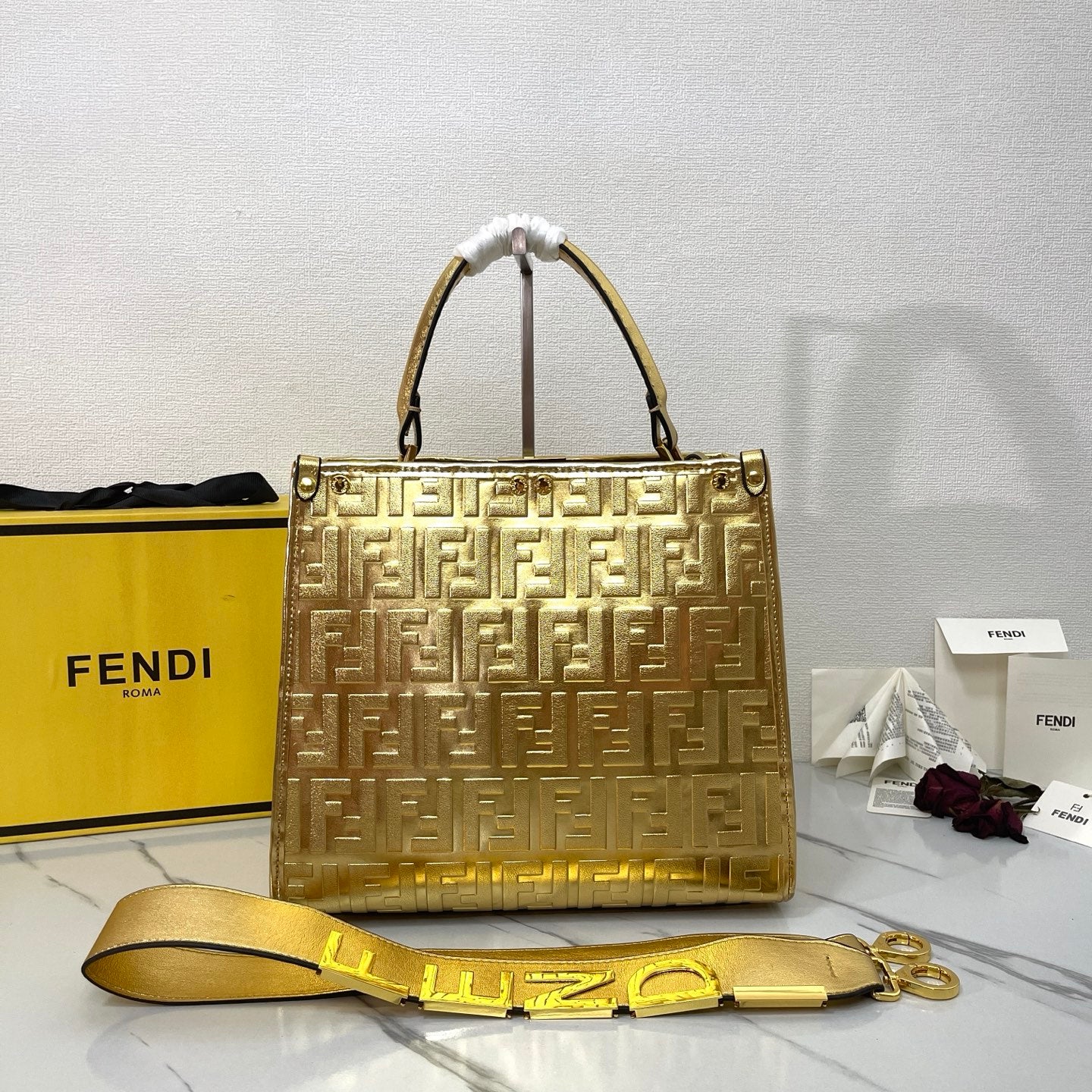 FEN* 25SS Embossed Beach Bag