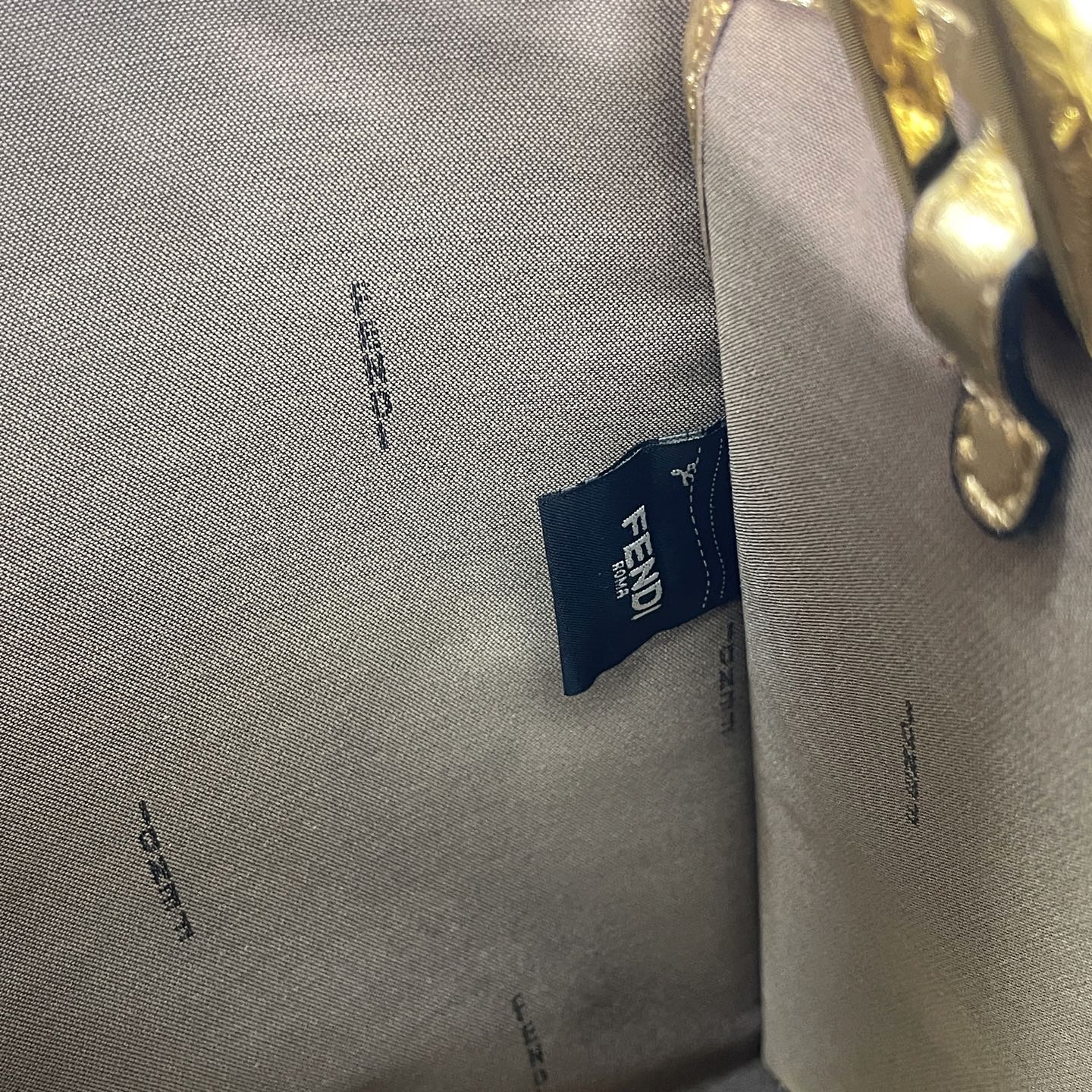 FEN* 25SS Embossed Beach Bag