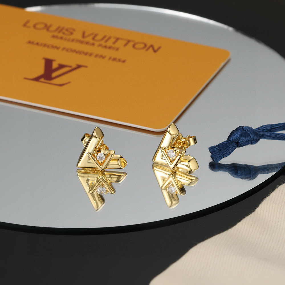 LV* 25SS earrings
