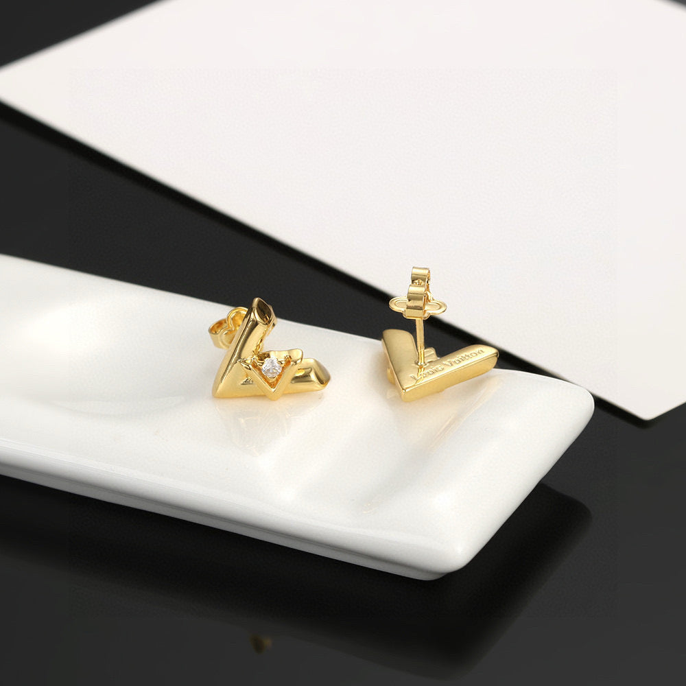 LV* 25SS earrings