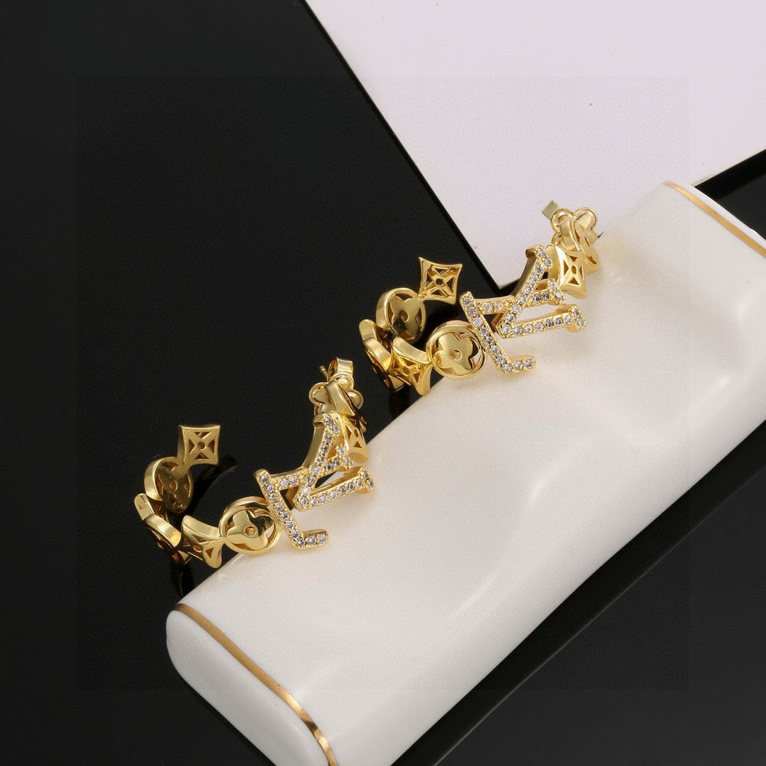LV* 25SS earrings