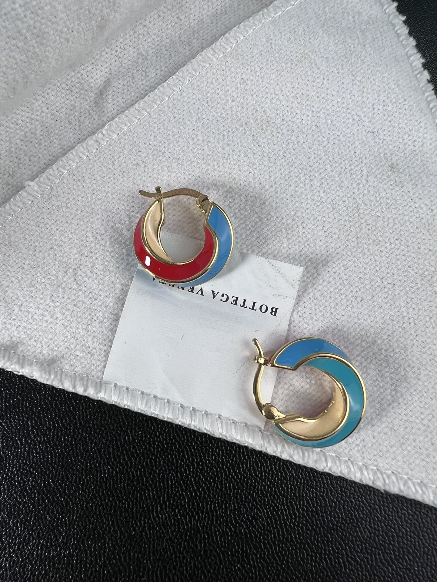 BV* 25SS earrings