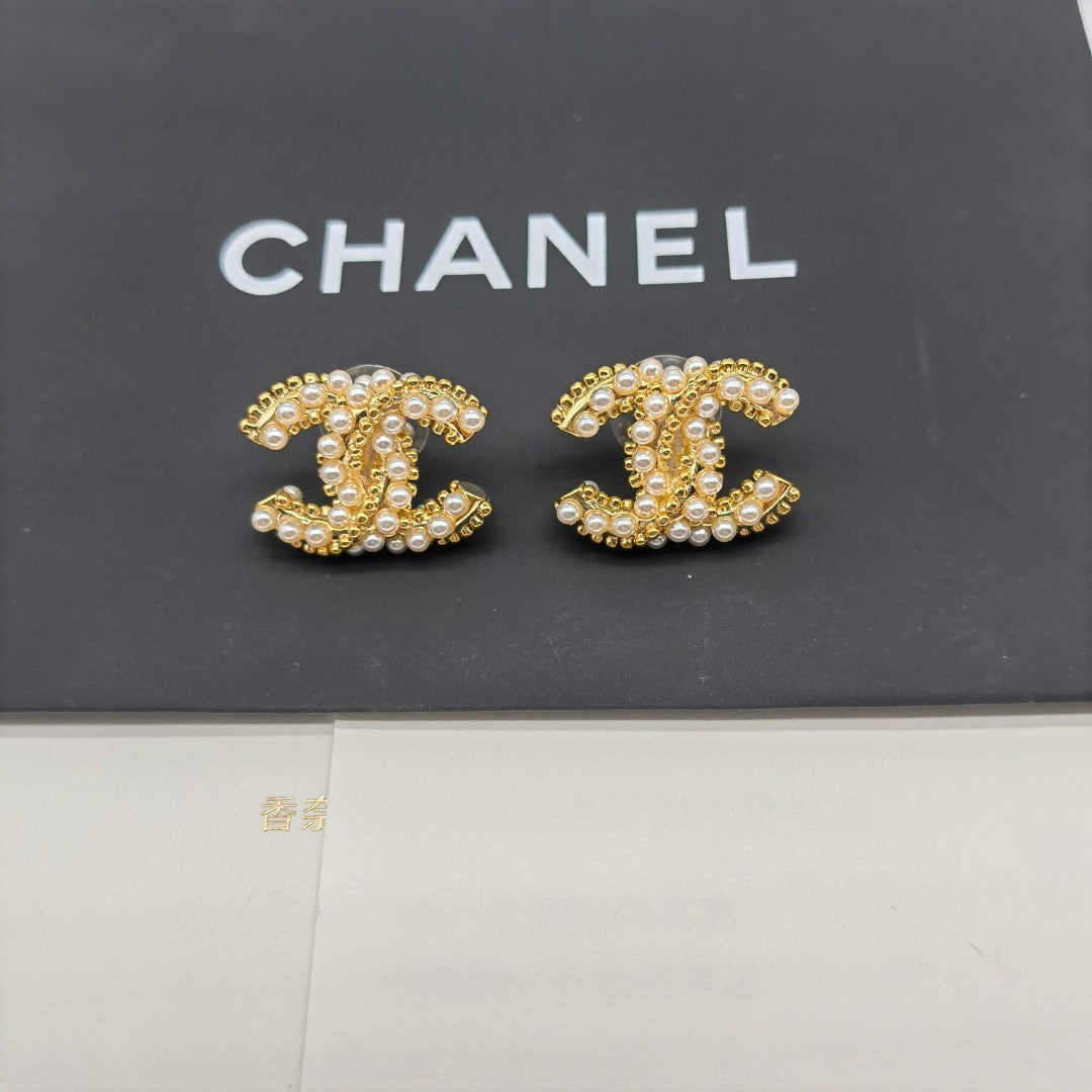 CHAN* 25SS earrings