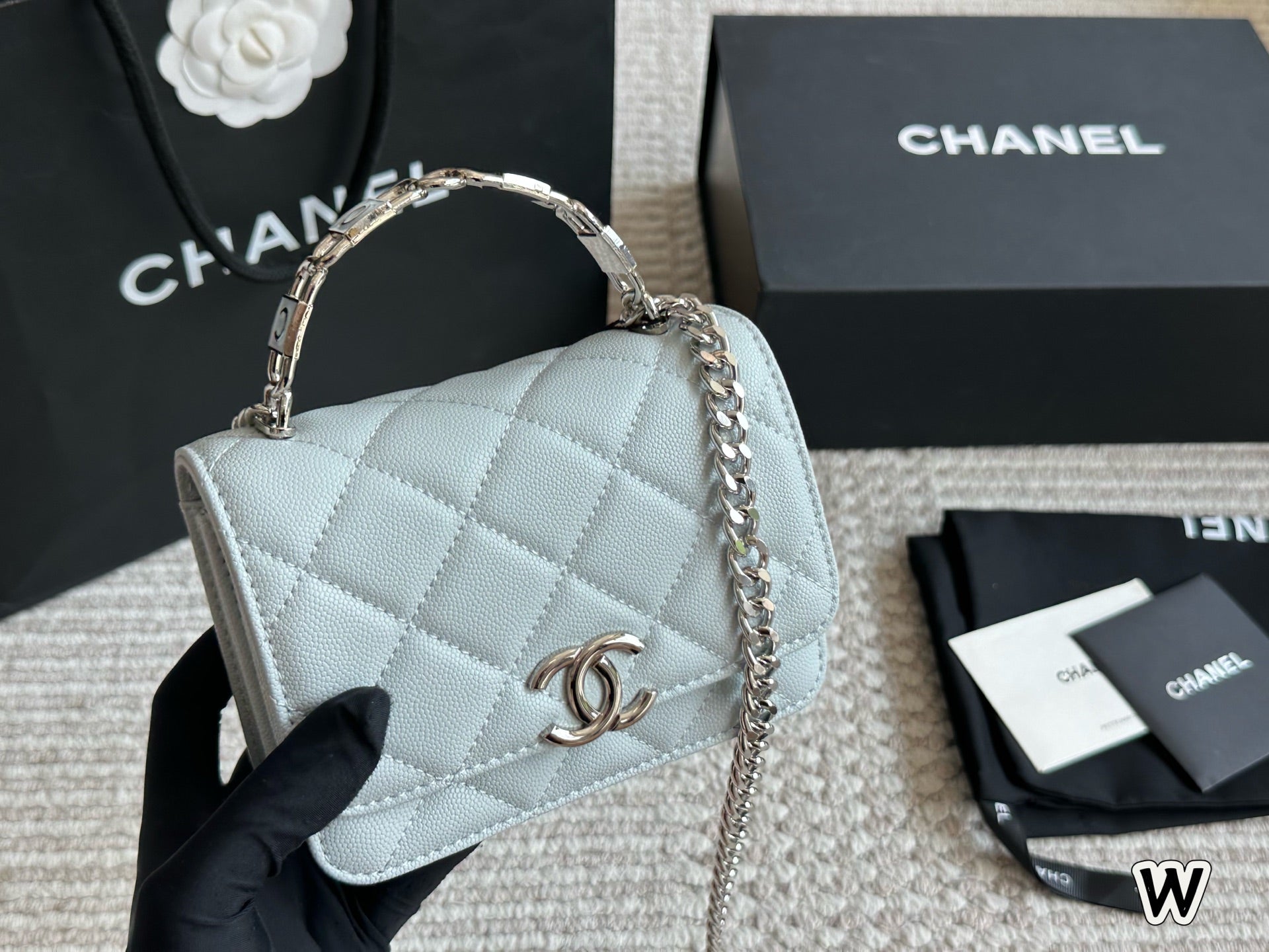 CHAN* 25SS Lipstick Bag