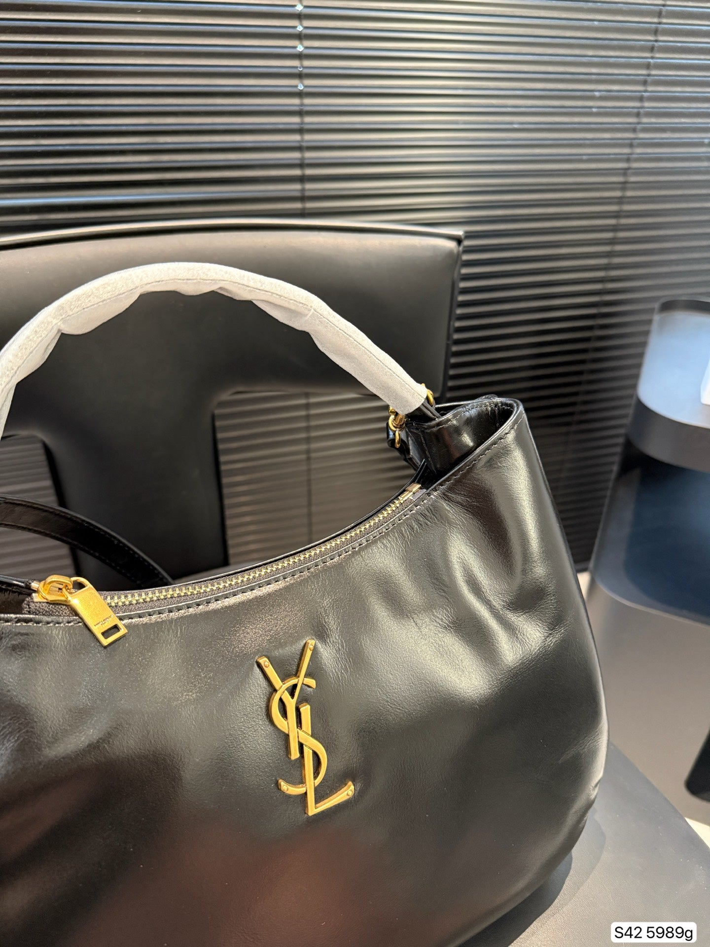 YSL* 25SS Underarm Bag
