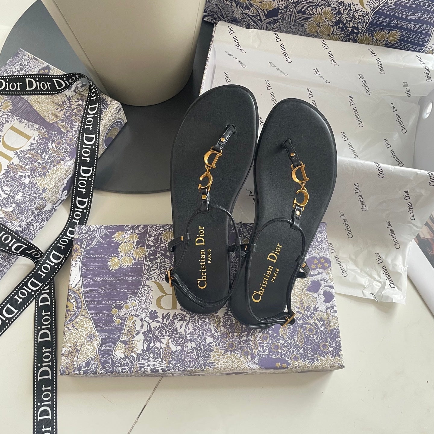 DIO* 25SS slippers