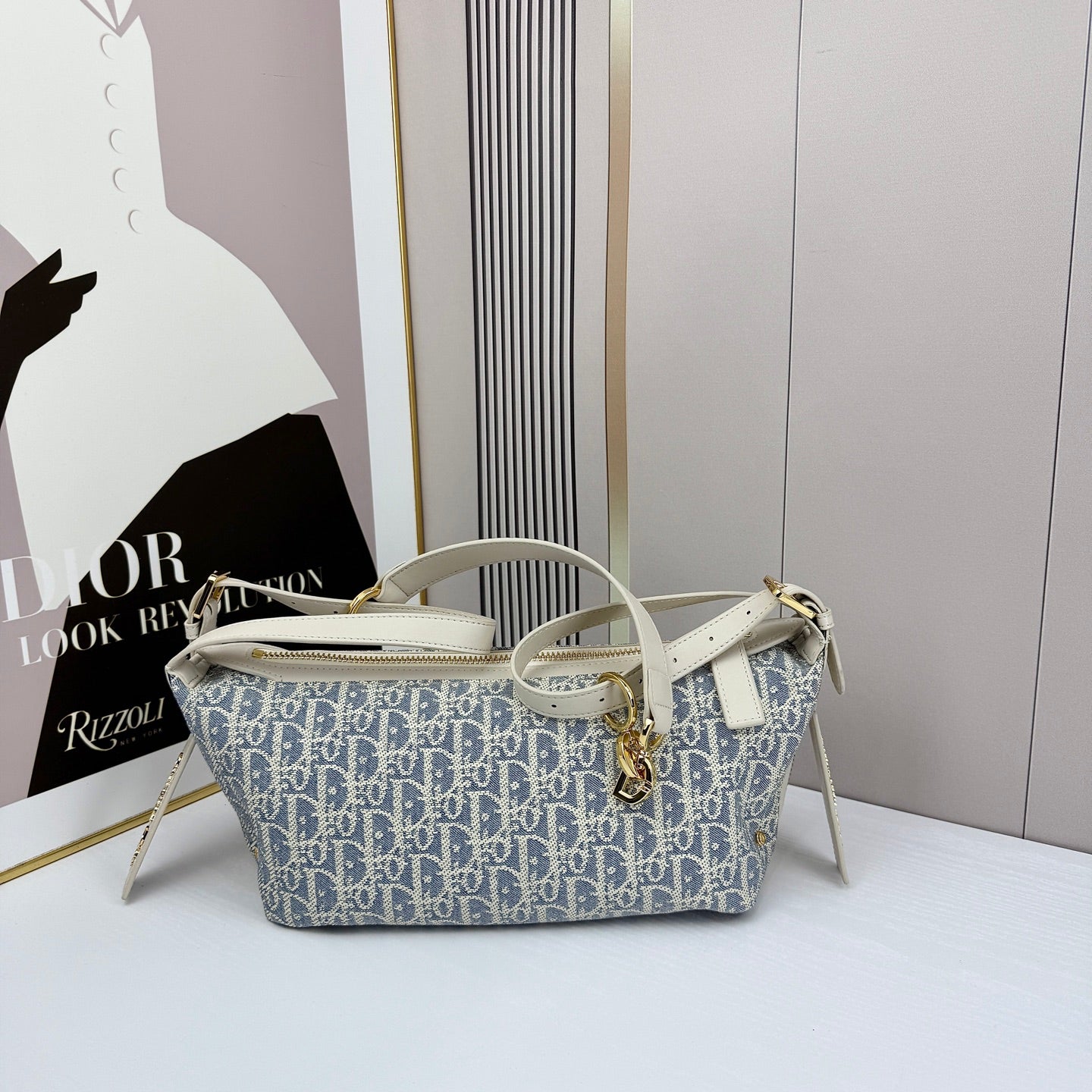 DIO* 25SS JOURNEY BAG