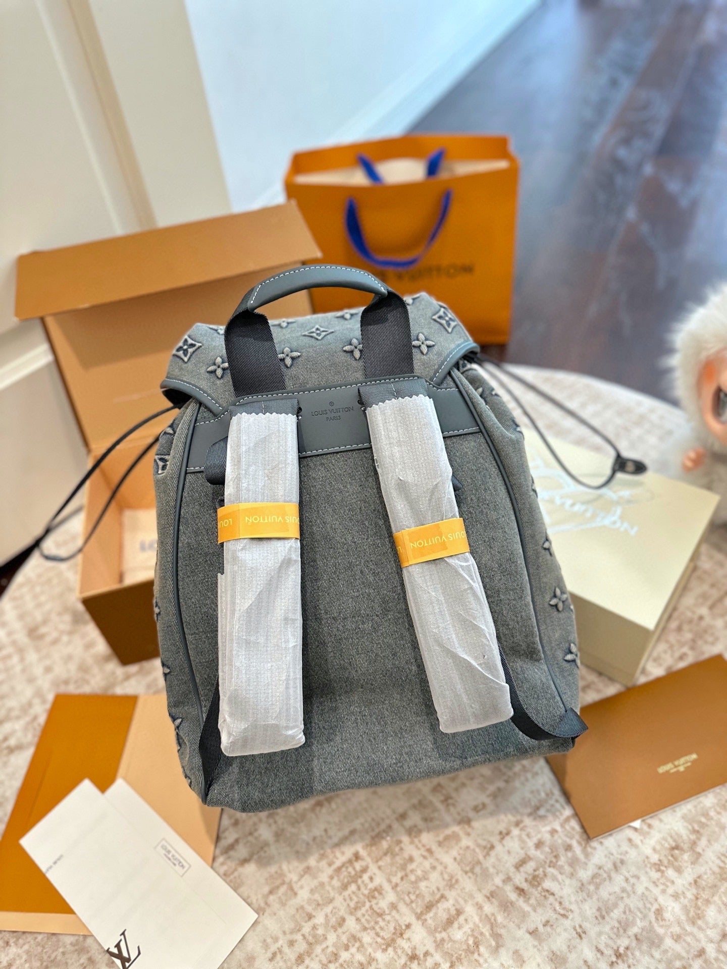 LOU* 25SS denim backpack