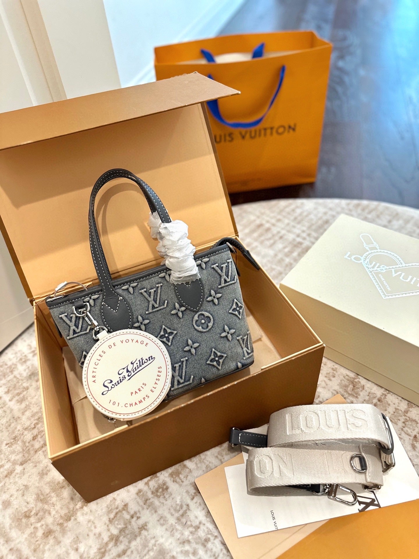 LOU* 25SS denim shopping bag