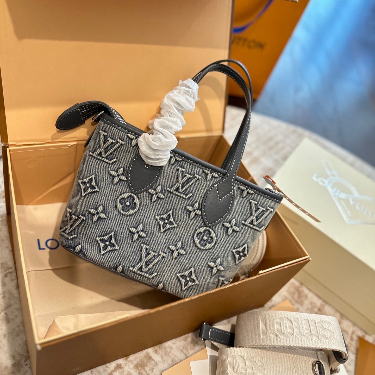 LOU* 25SS denim shopping bag