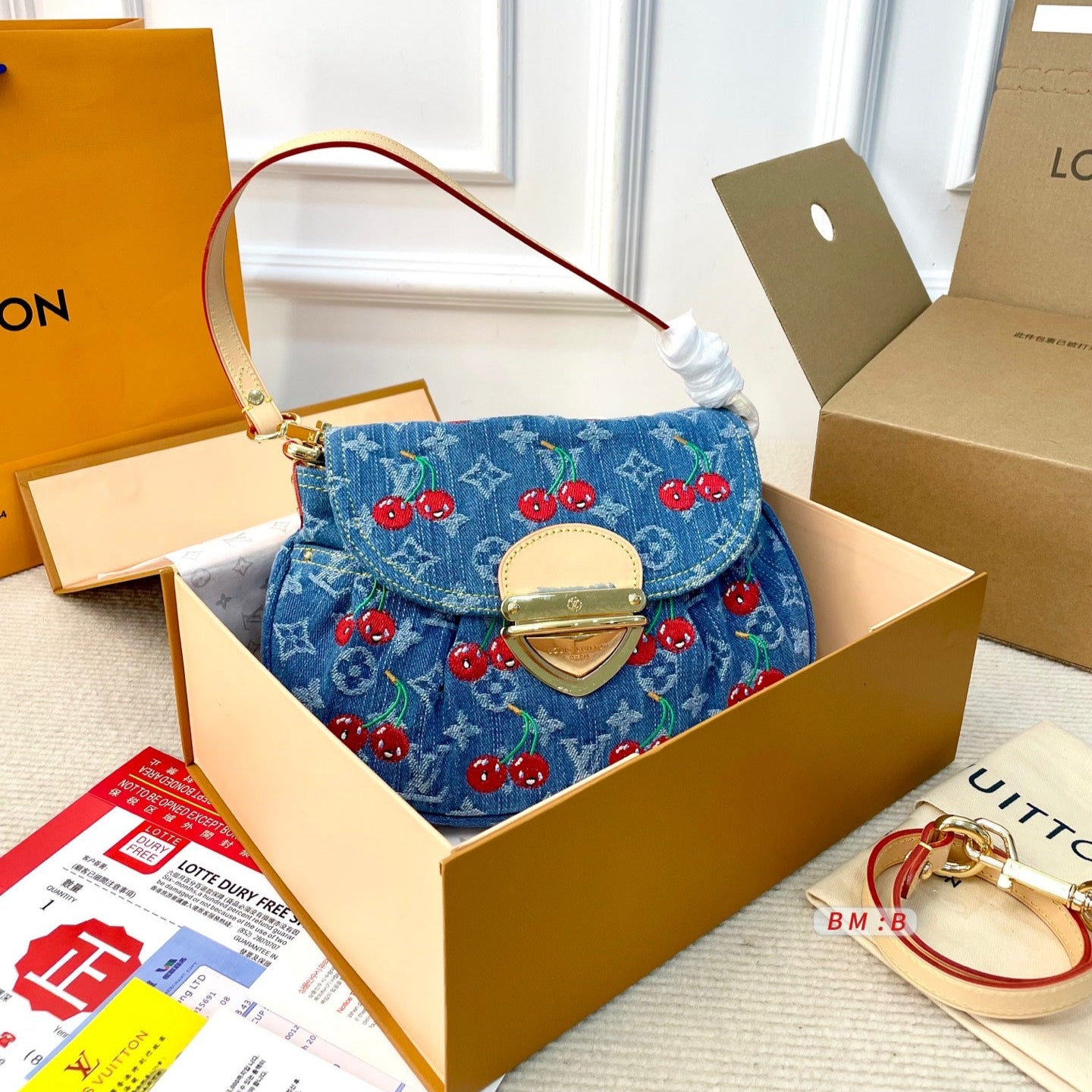 LOU* 25SS denim cherry ingot bag