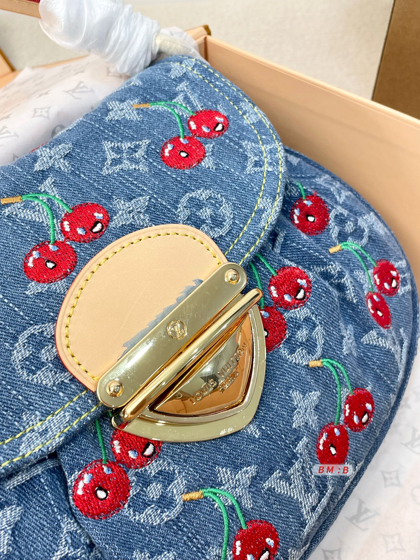 LOU* 25SS denim cherry ingot bag