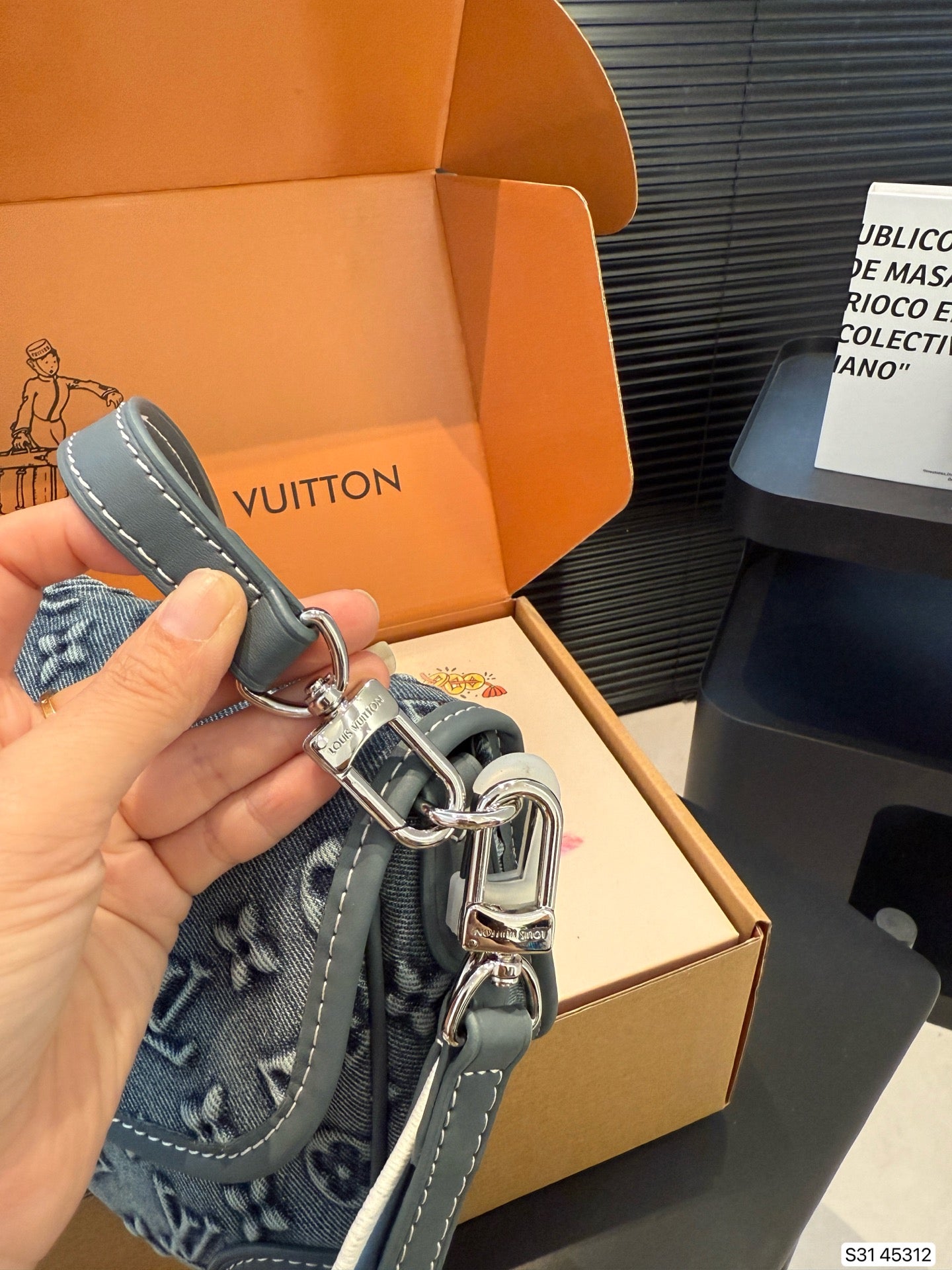 LOU* 25SS denim baguette bag