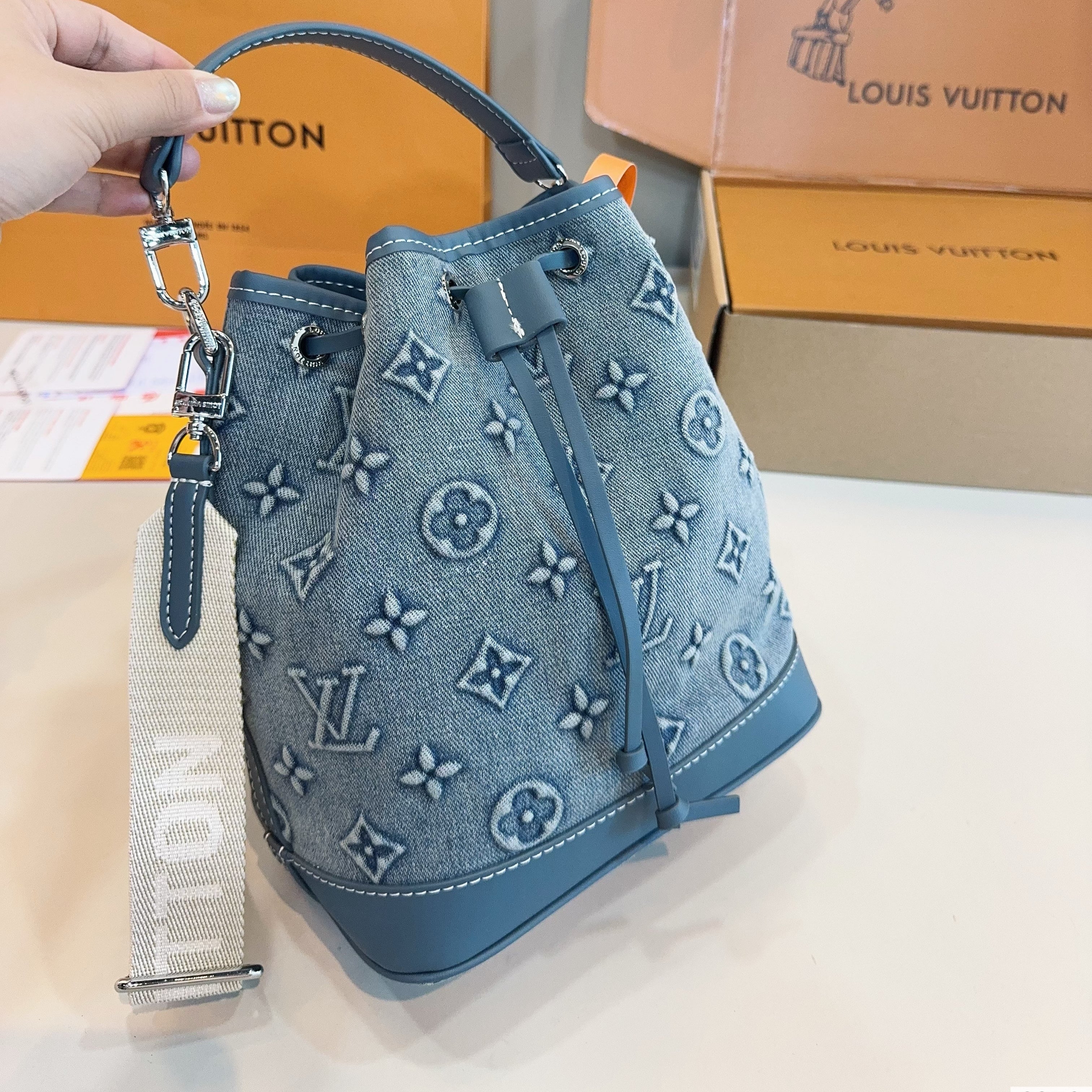 LOU* 25SS denim French bucket bag