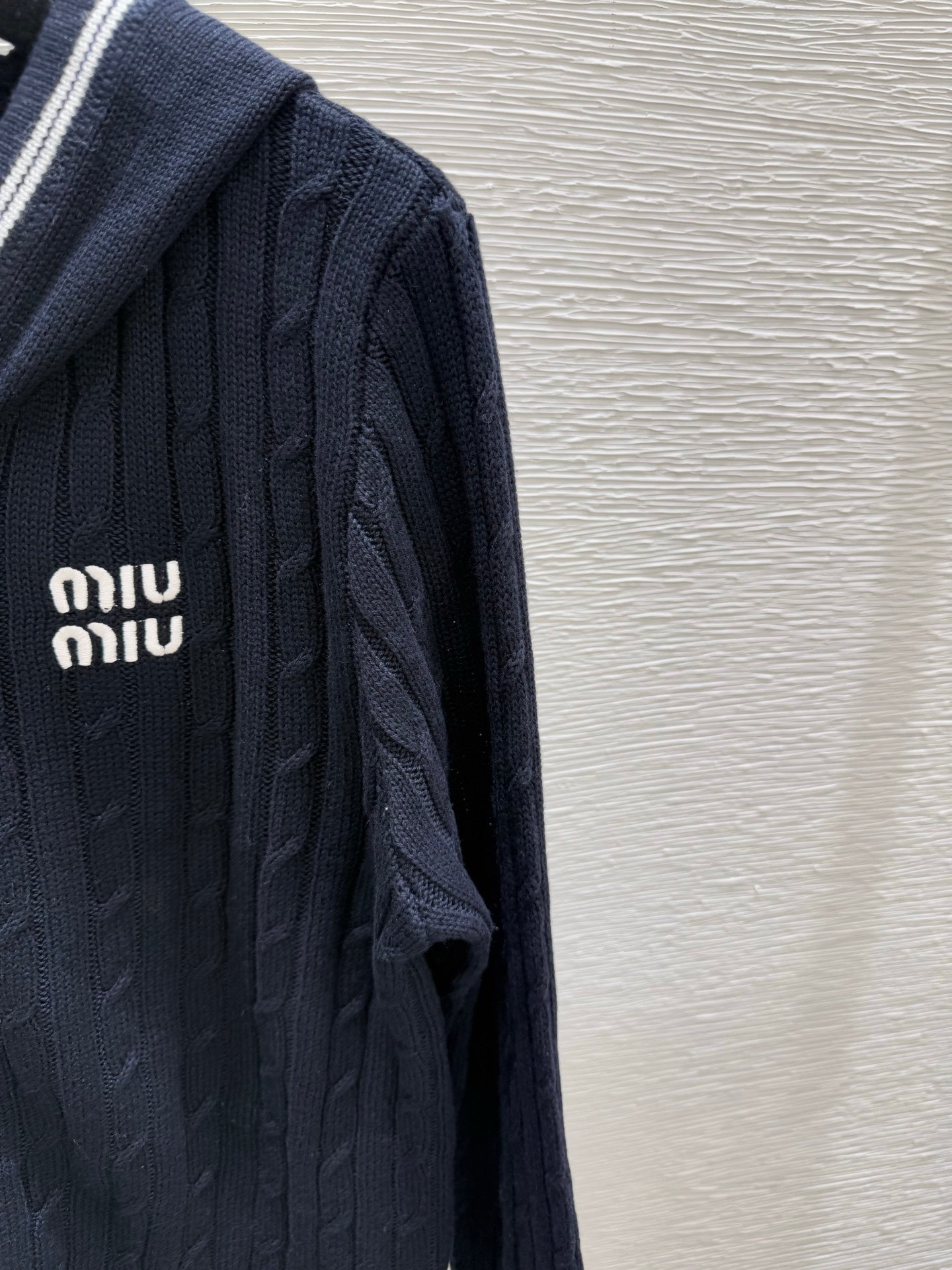 MIU* 25SS knitted long-sleeved cardigan