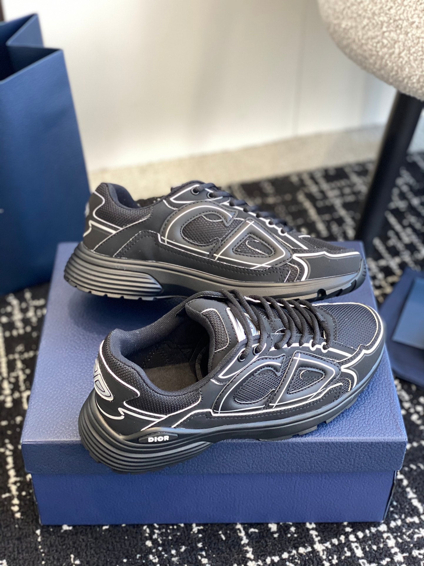 DIO* B30 Reflective Sneakers