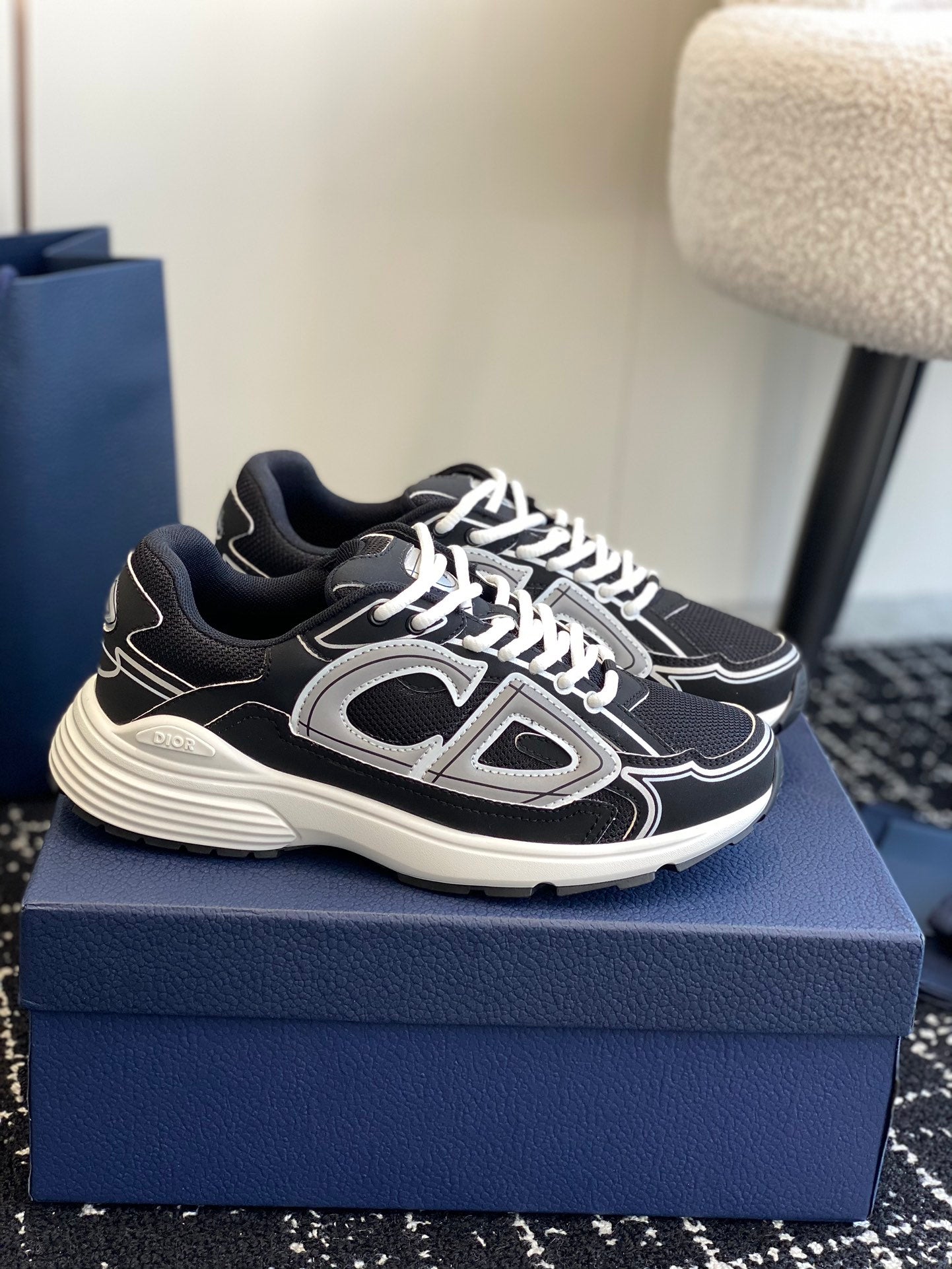 DIO* B30 Reflective Sneakers