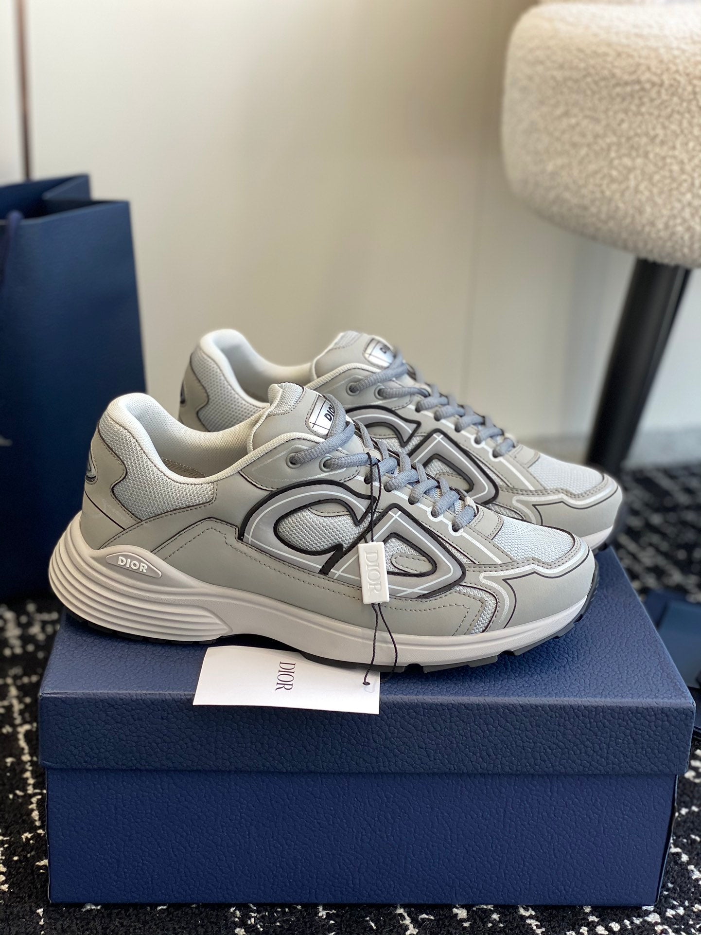 DIO* B30 Reflective Sneakers