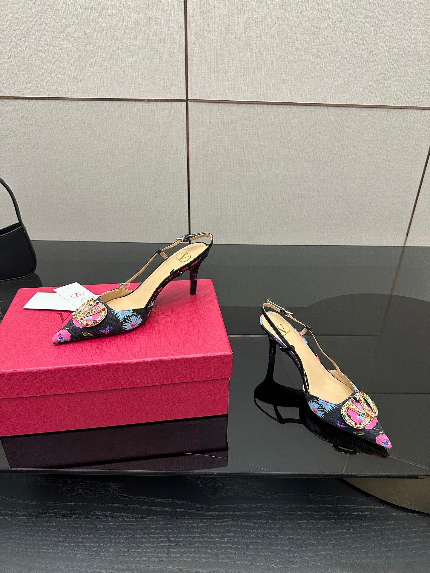 Valentin* 25SS Bohemian Sandals