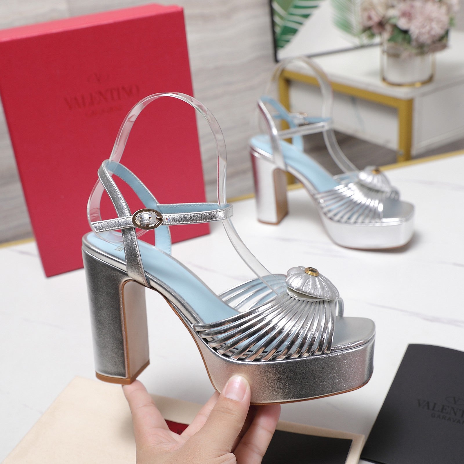 Valentin* 25SS high-heeled platform sandals