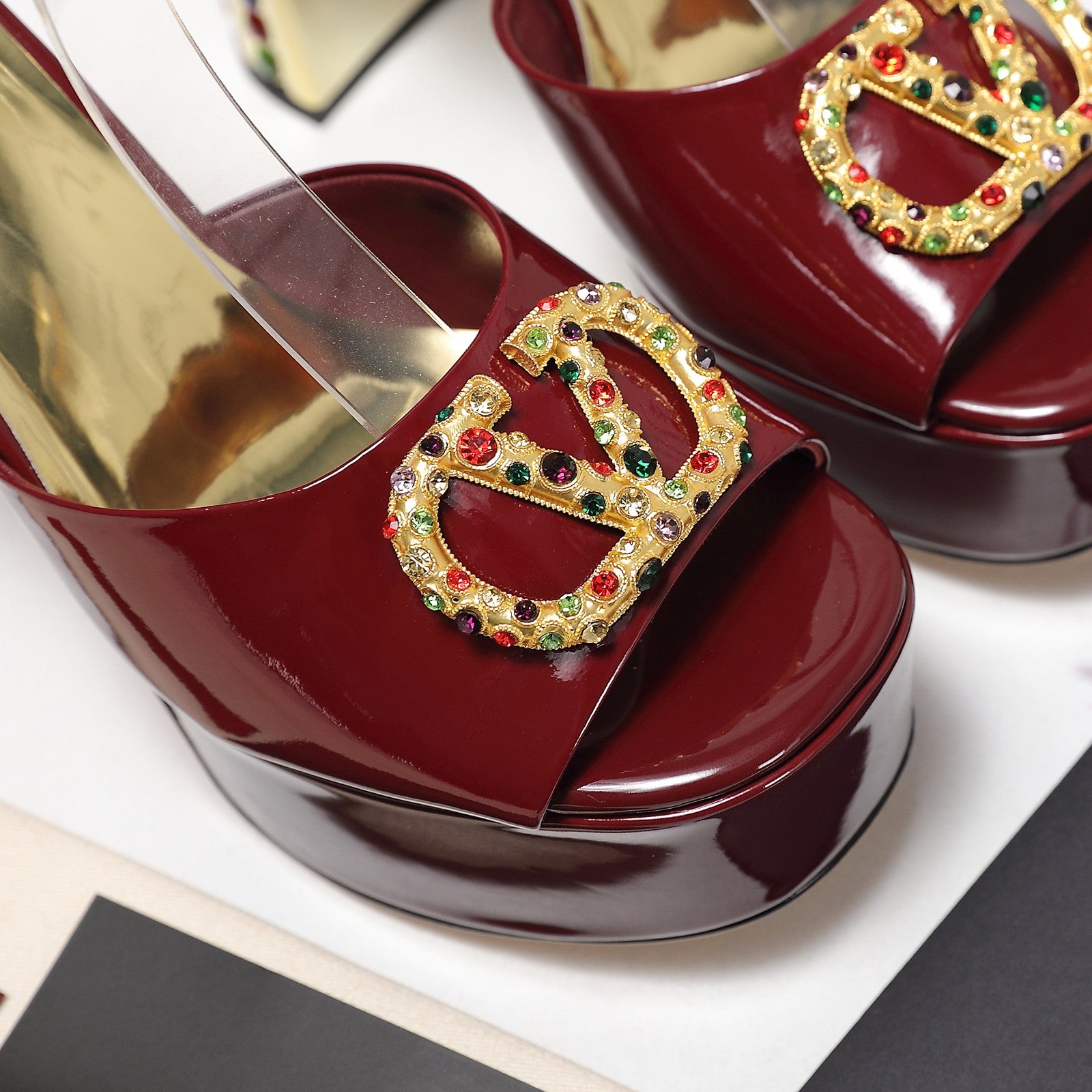 Valentin* 25SS diamond buckle metal LOGO high heels