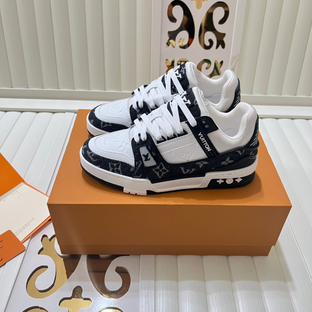 LOU* TRAINER Series (13 colors)