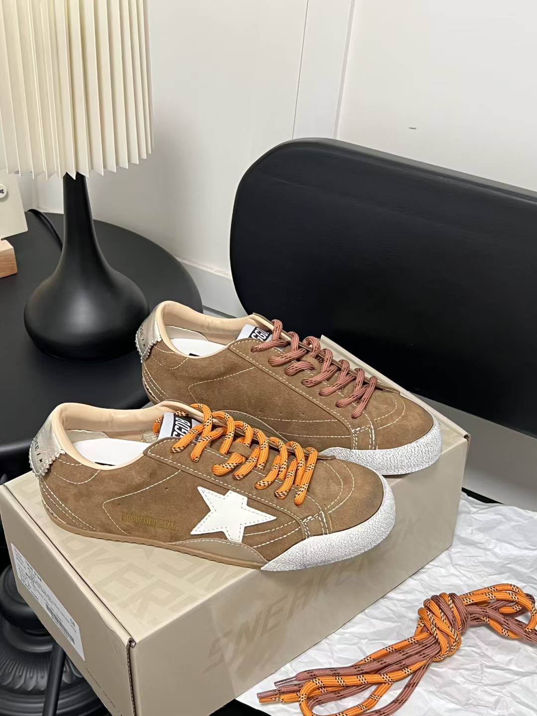 GG German training shoes