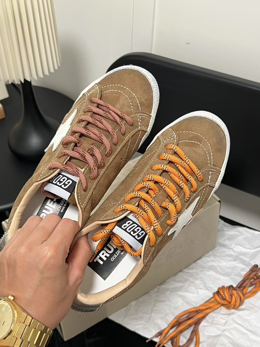 GG German training shoes