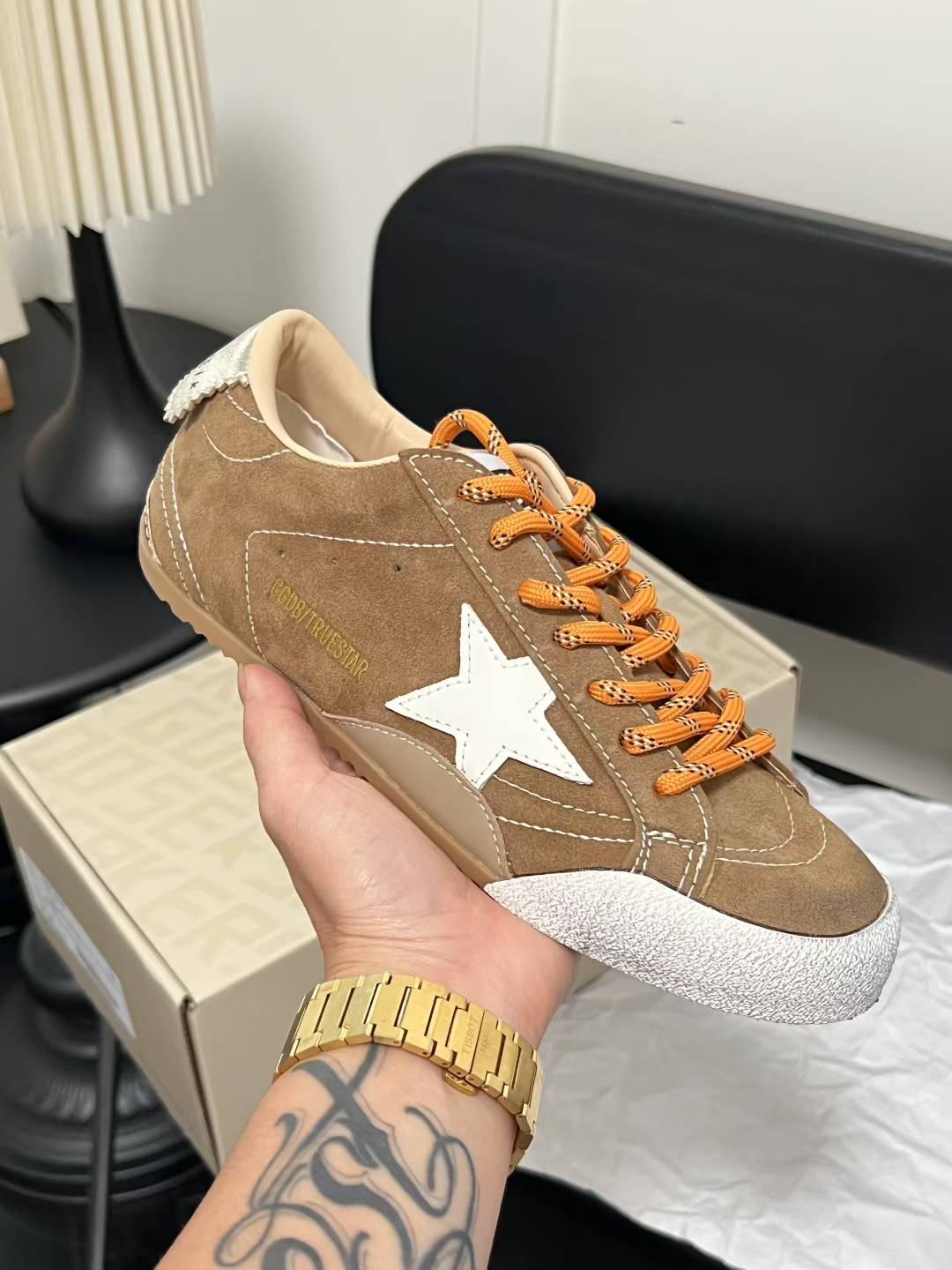 GG German training shoes