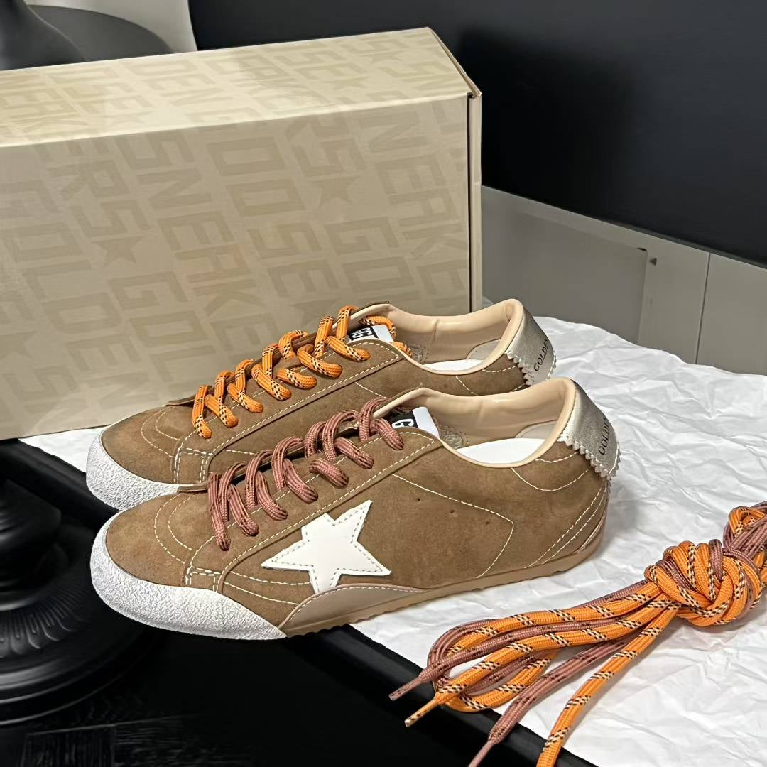 GG German training shoes