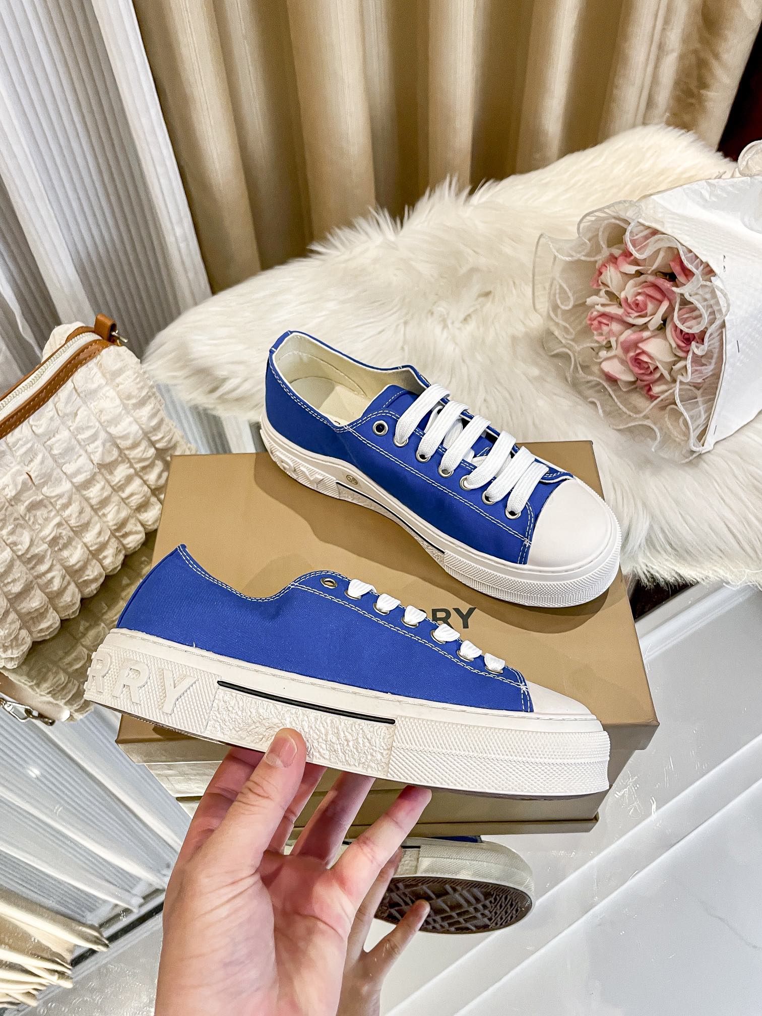 Burberry white shoes