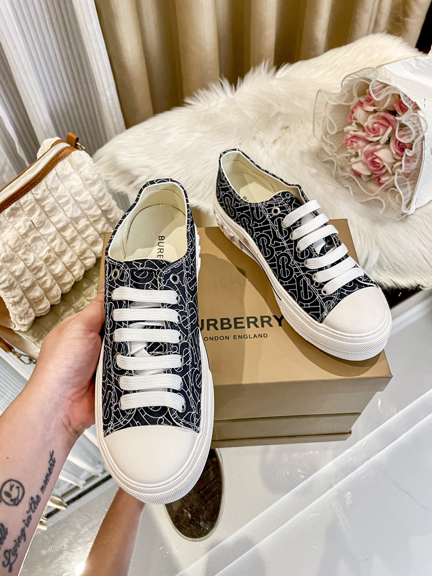 Burberry white shoes