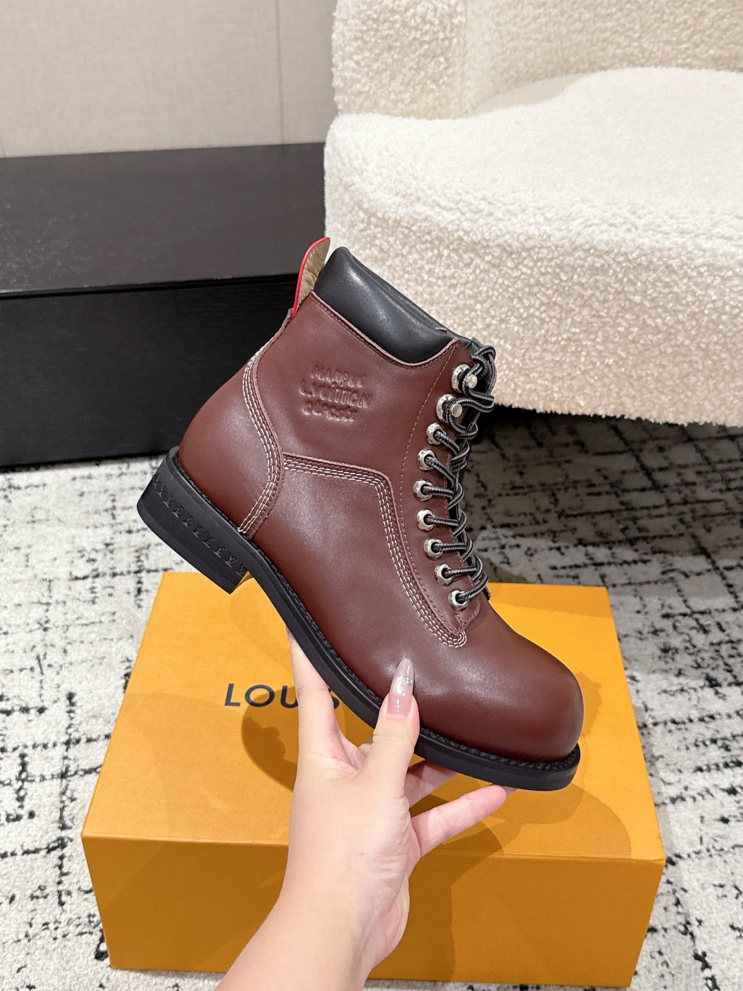 LOU* 25SS platform Martin boots