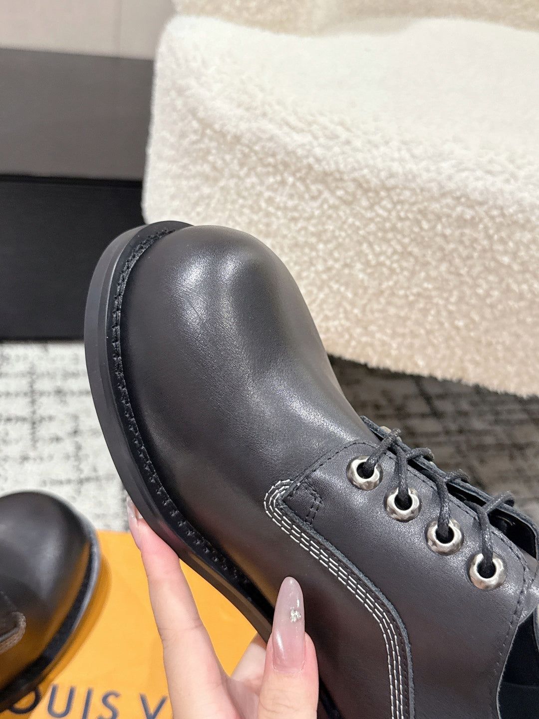 LOU* 25SS thick-soled leather shoes