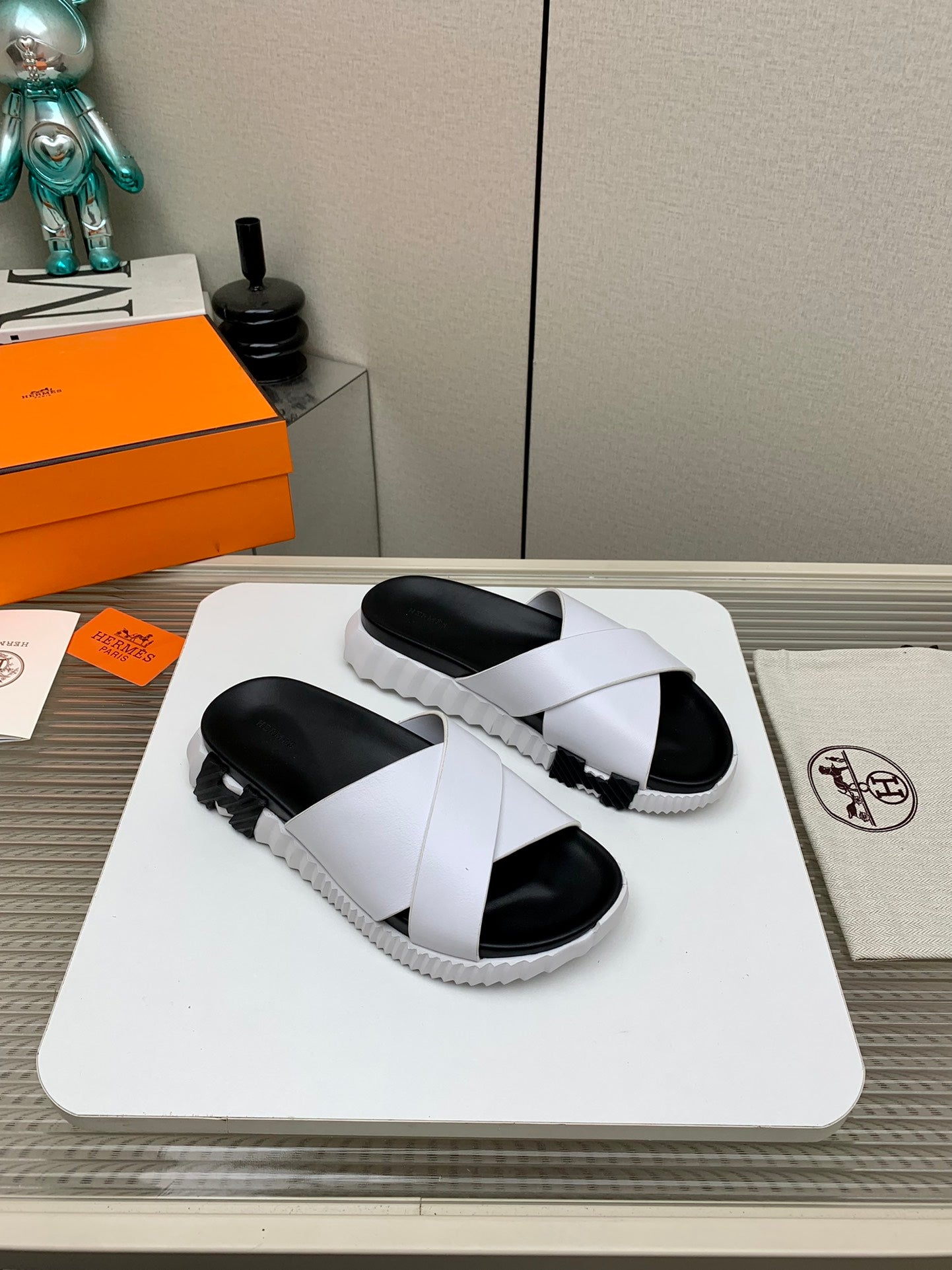 HER* 25SS beach slippers