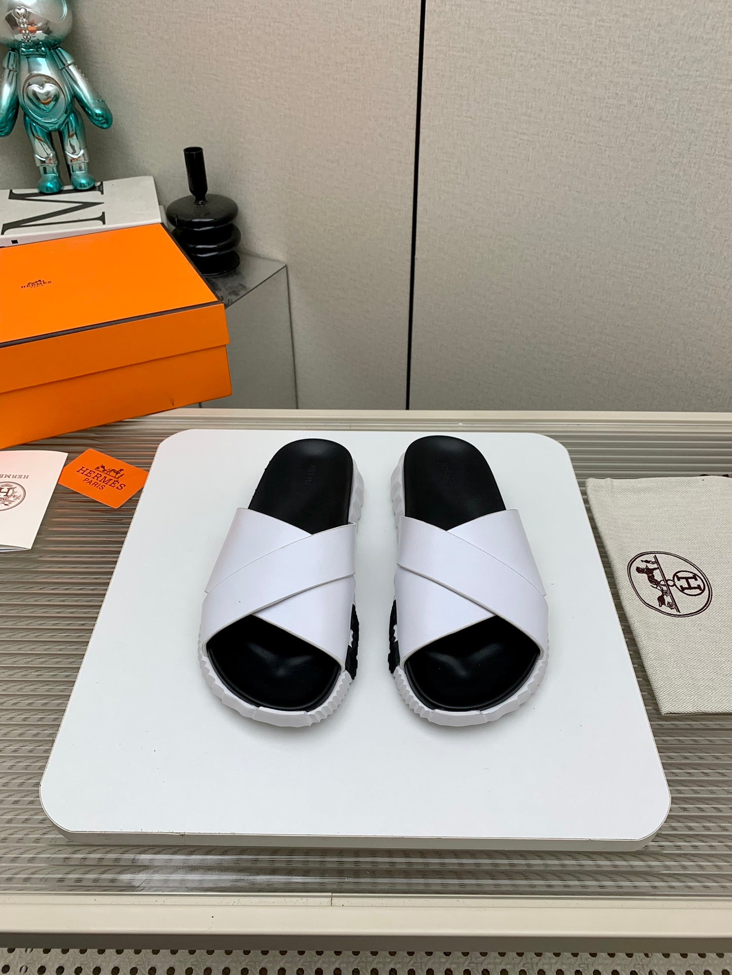 HER* 25SS beach slippers