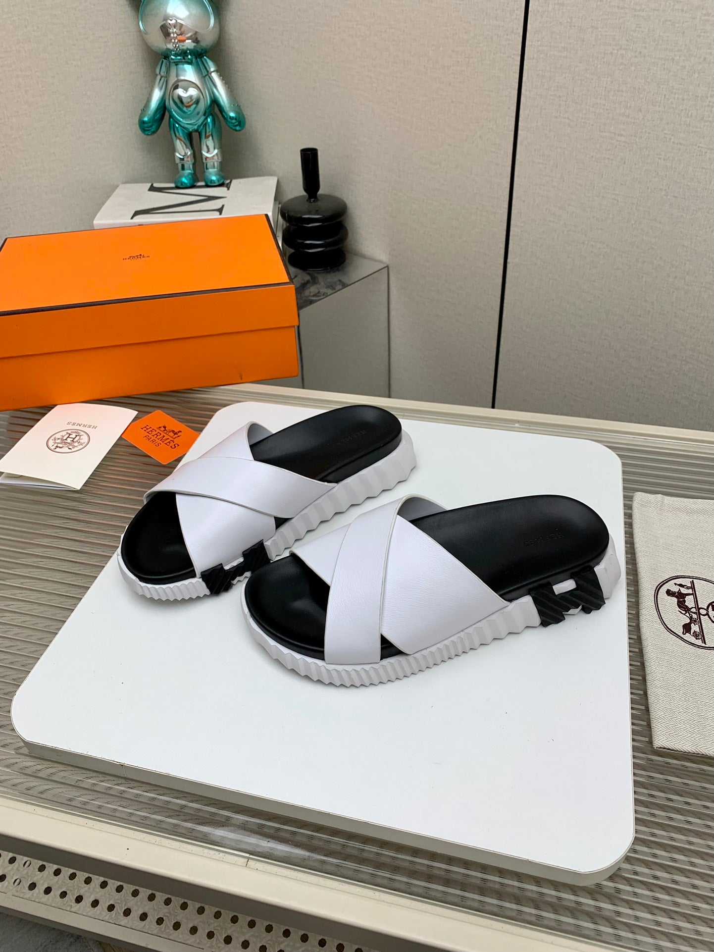 HER* 25SS beach slippers