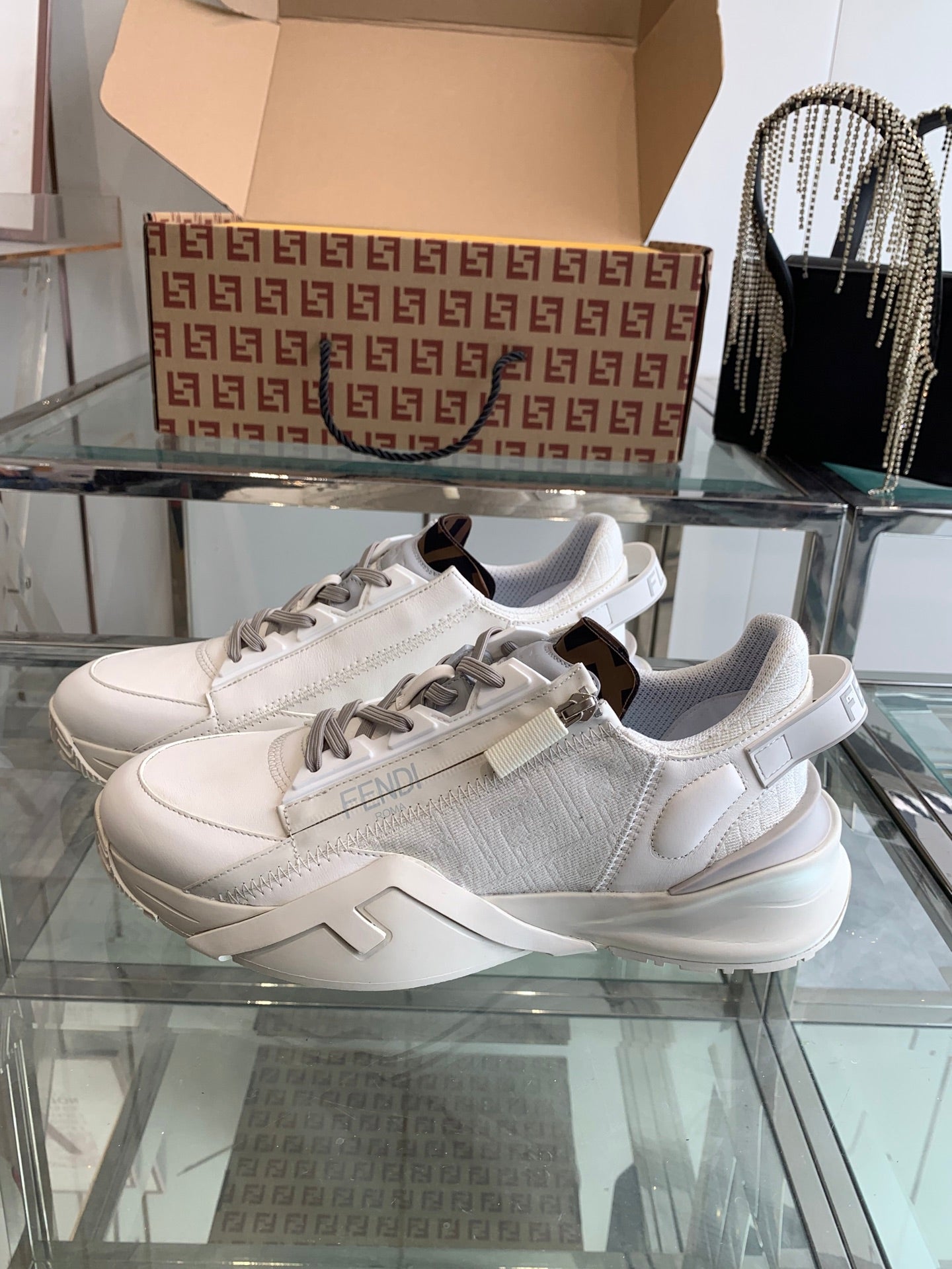 FEN* 25SS sneakers