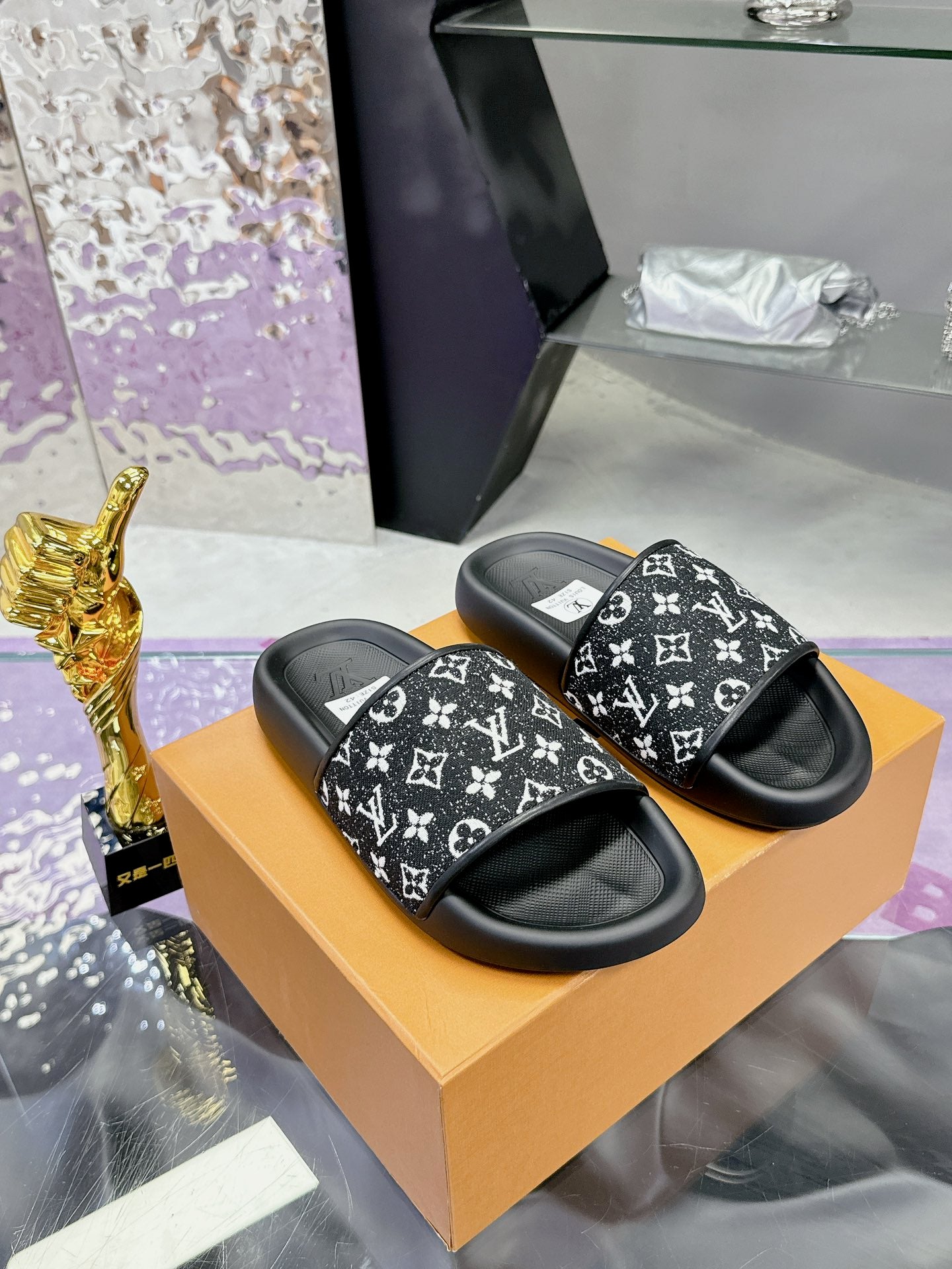 LOU* 25SS men's slippers