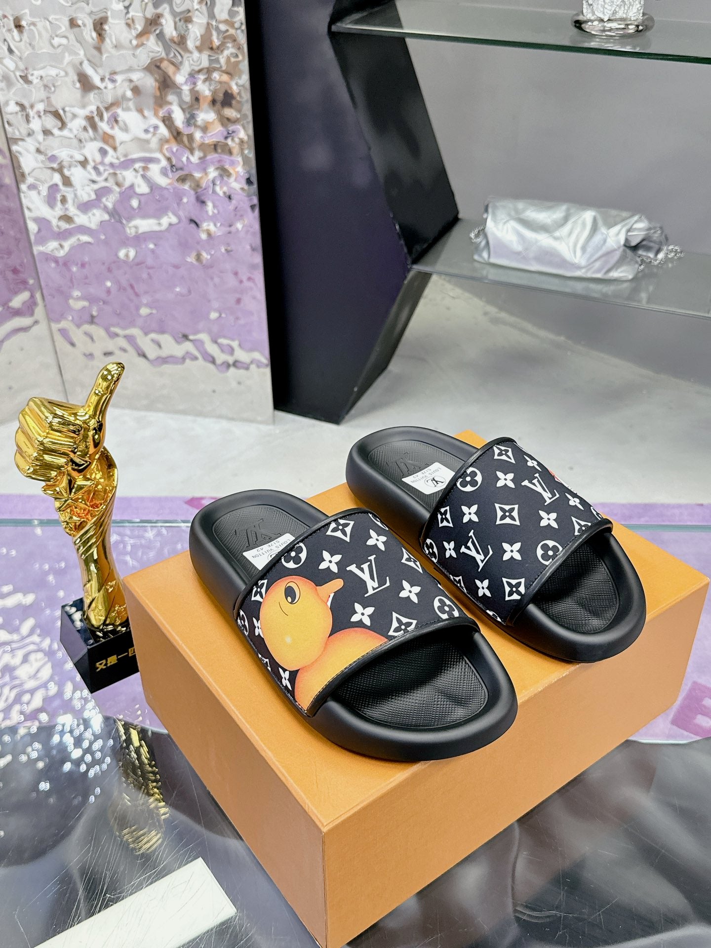 LOU* 25SS men's slippers