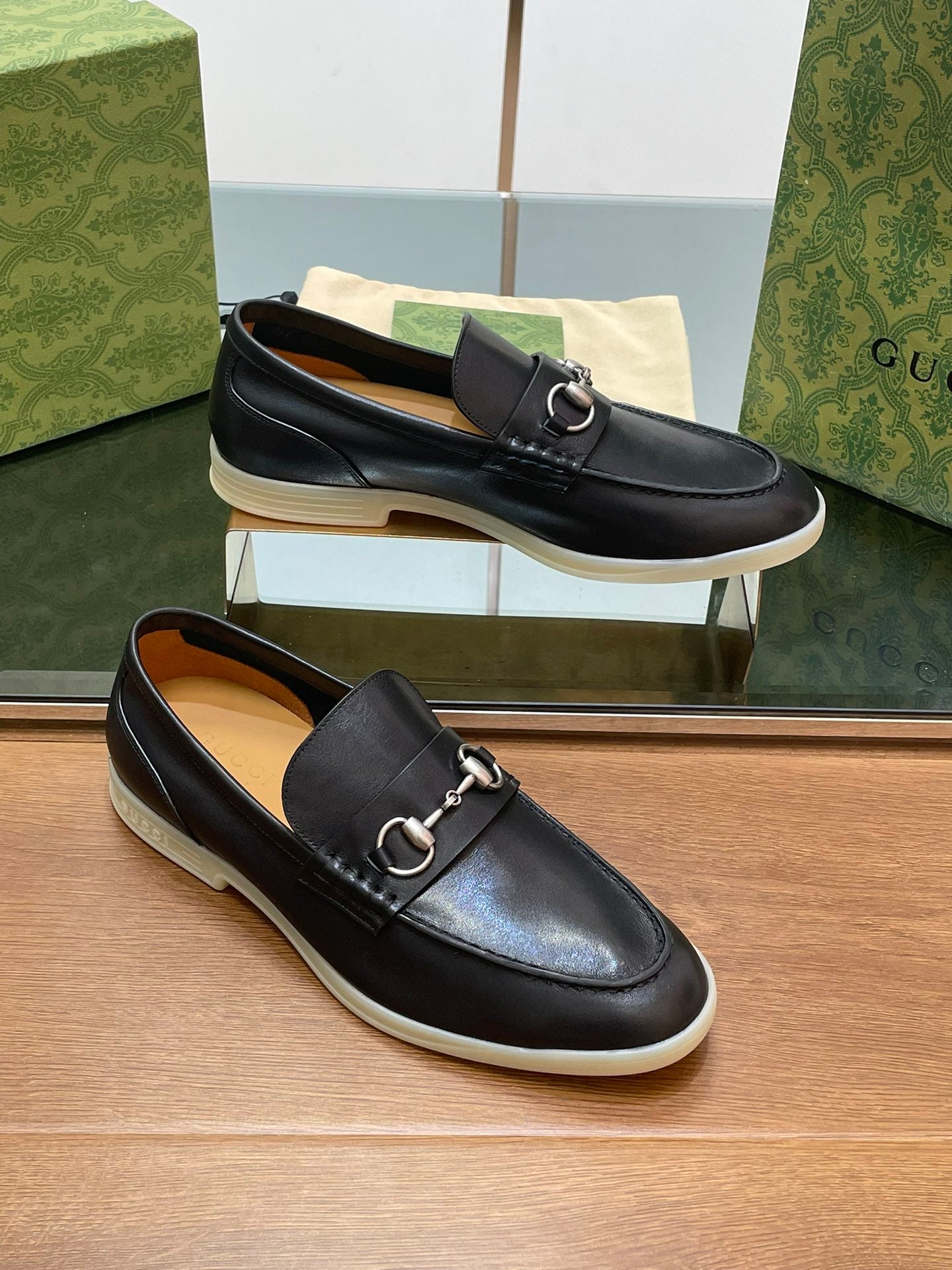 GG Men's Horsebit Loafer