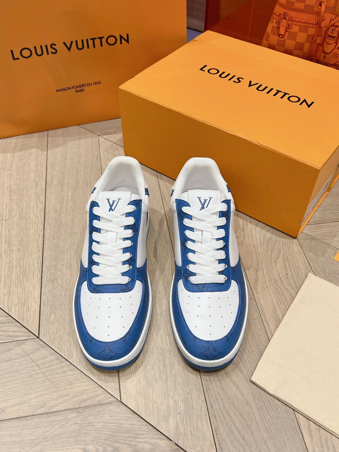 LOU* 25SS Plaid Colorblock Pure Leather Casual Business Shoes