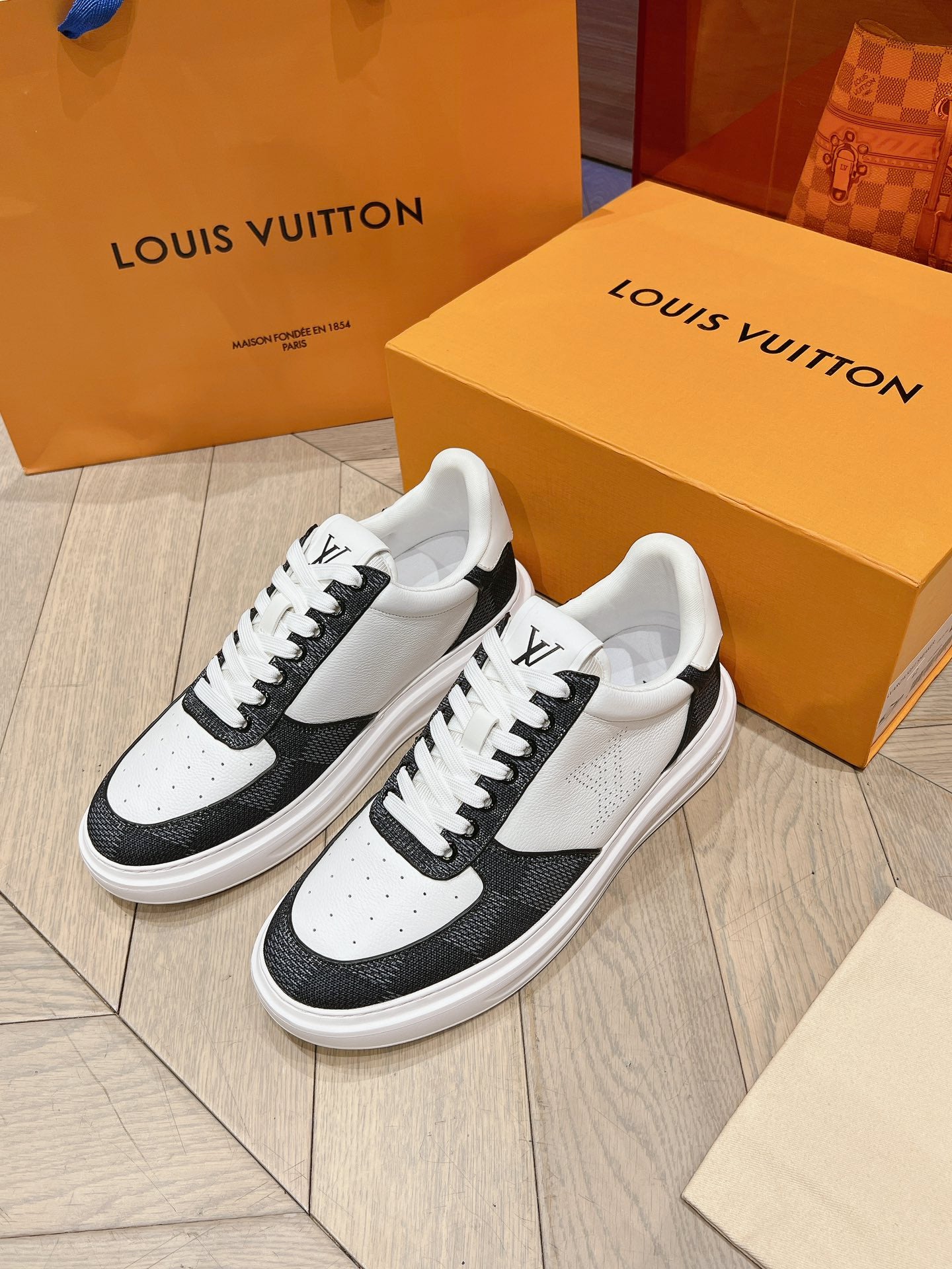 LOU* 25SS Plaid Colorblock Pure Leather Casual Business Shoes