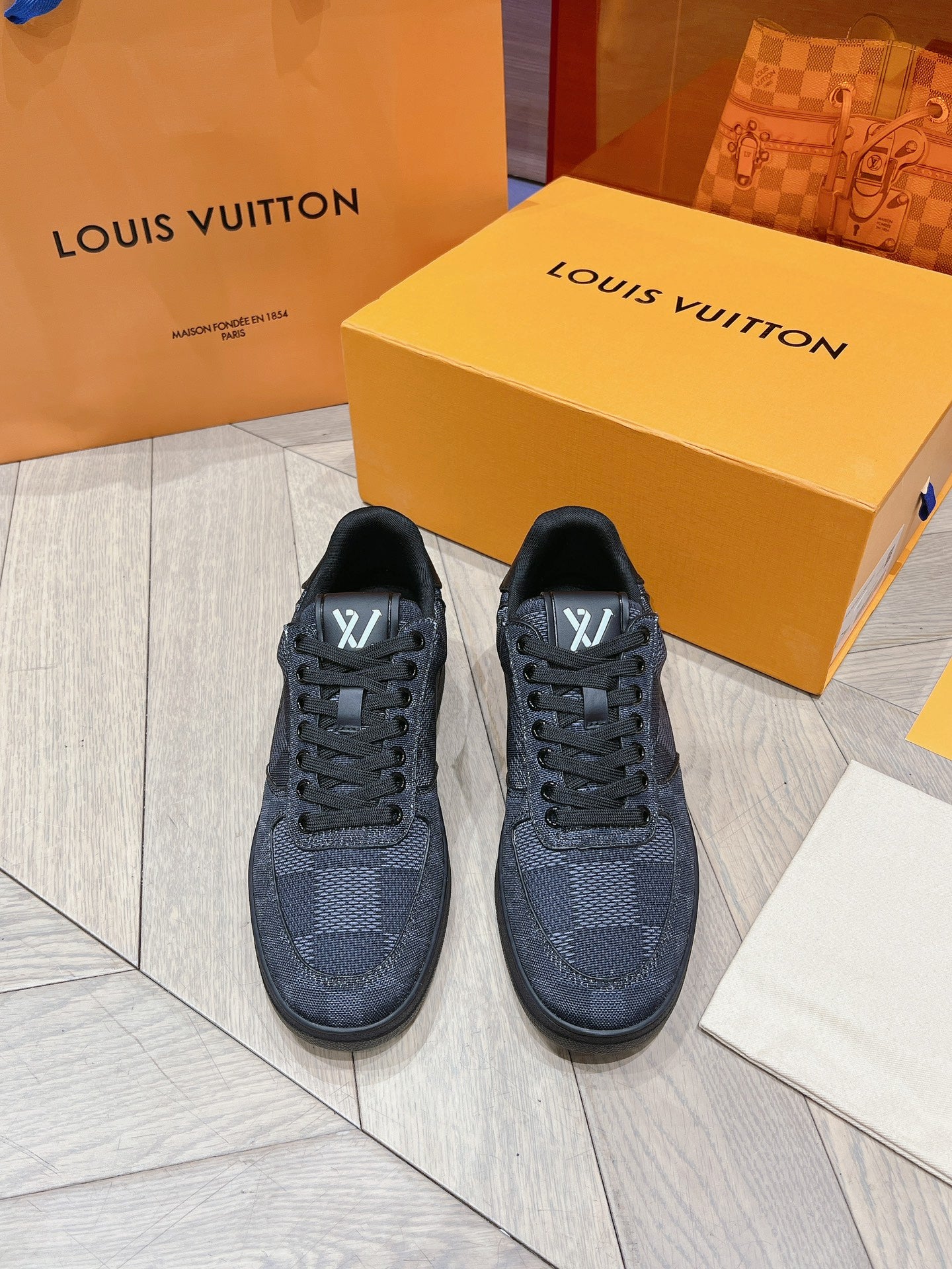 LOU* 25SS men's casual business shoes