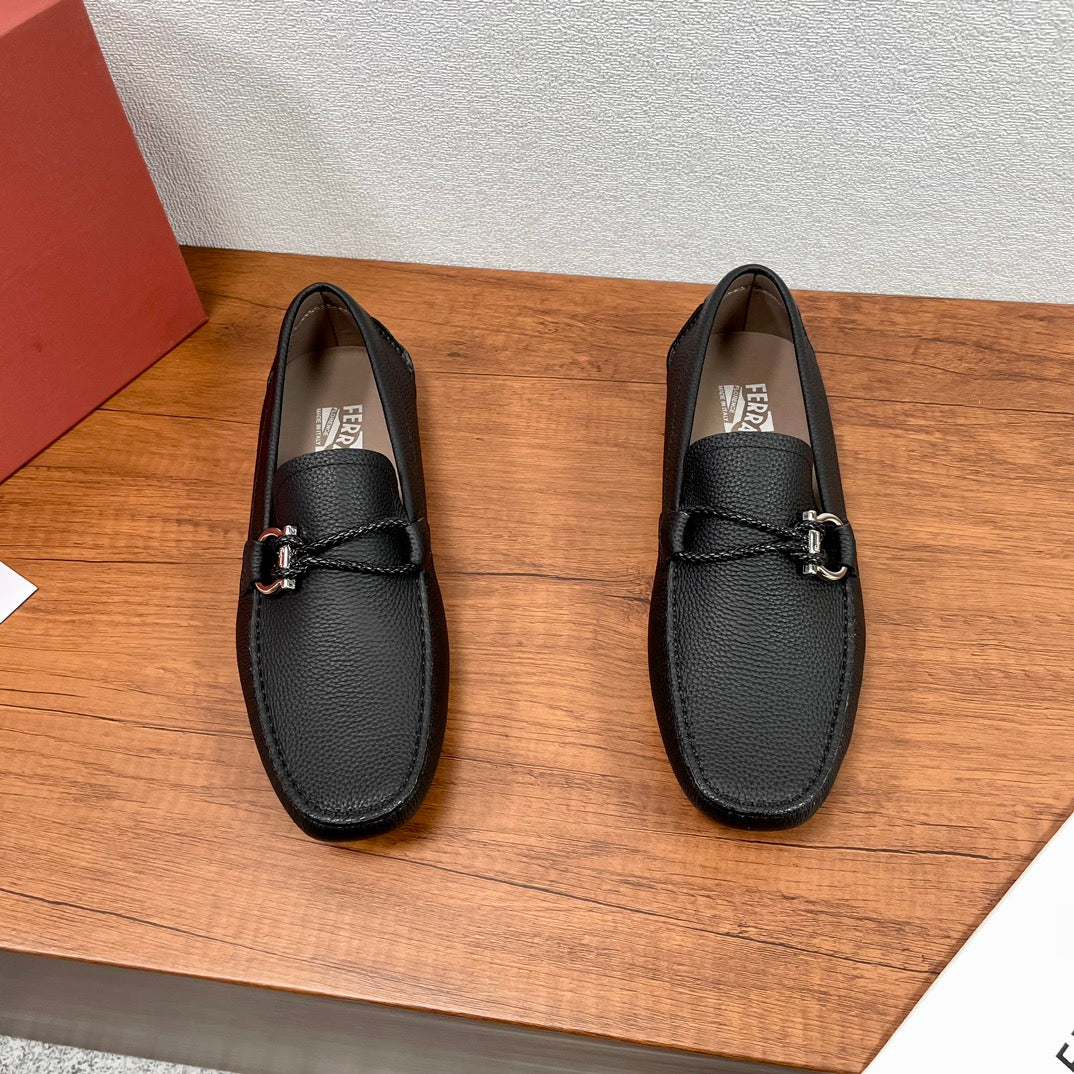 Salvatore Ferragamo 25 SS Loafers