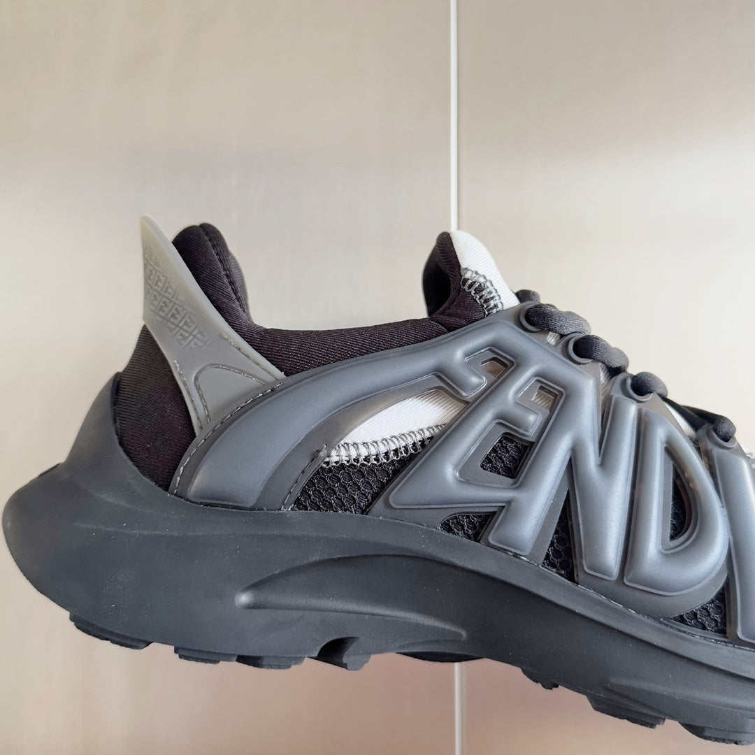 FEN* 25SS TAG casual mesh sneakers